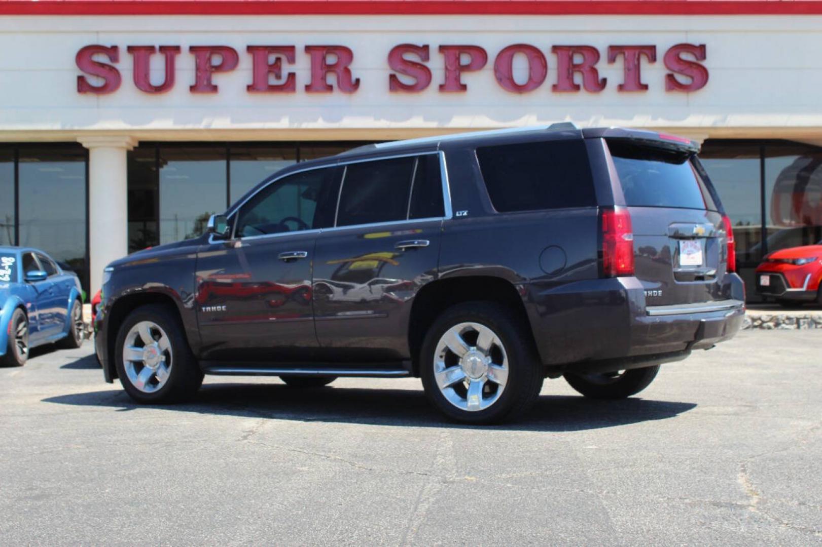 2015 Pewter Chevrolet Tahoe LTZ 4WD (1GNSKCKC6FR) with an 5.3L V8 5.3L V8 engine, Automatic 6-Speed transmission, located at 4301 NW 39th , Oklahoma City, OK, 73112, (405) 949-5600, 35.512135, -97.598671 - Hablamos espanol. SPEND SMART --- BUY FROM SUPER SPORTS. ALL PRICES, DOWN PAYMENTS, PAYMENTS, AND FINANCE TERMS ARE NEGOTIABLE AT THE TIME OF APPROVAL. WE WILL WORK WITH YOU TO FIT YOUR BUDGET. WE WILL EVEN LOWER AND ADJUST THE NUMBERS TO HELP MAKE THE VEHICLE MORE AFFORDABLE FOR YOU.- Photo#6