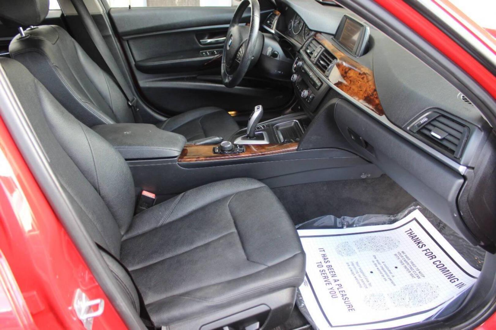 2013 Red BMW 3-Series 328i xDrive Sedan (WBA3B3G56DN) with an 2.0L L4 DOHC 16V engine, Automatic 8-Speed transmission, located at 4301 NW 39th , Oklahoma City, OK, 73112, (405) 949-5600, 35.512135, -97.598671 - NO DRIVERS LICENCE NO-FULL COVERAGE INSURANCE-NO CREDIT CHECK. COME ON OVER TO SUPERSPORTS AND TAKE A LOOK AND TEST DRIVE. PLEASE GIVE US A CALL AT (405) 949-5600. NO LICENSIA DE MANEJAR- NO SEGURO DE COBERTURA TOTAL- NO VERIFICACCION DE CREDITO. POR FAVOR VENGAN A SUPERSPORTS, ECHE UN - Photo#8