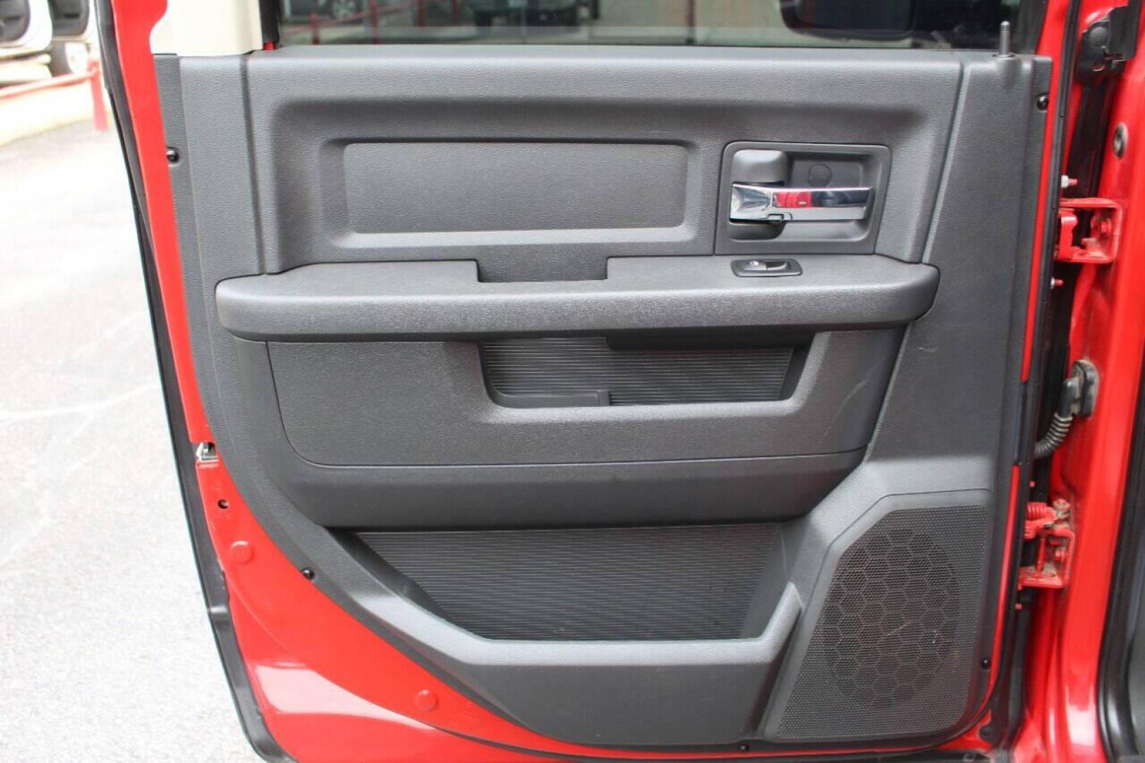 2010 Red Dodge Ram 1500 Laramie Crew Cab 4WD (1D7RV1CT9AS) with an 5.7L V8 OHV 16V engine, 5-Speed Automatic transmission, located at 4301 NW 39th , Oklahoma City, OK, 73112, (405) 949-5600, 35.512135, -97.598671 - NO DRIVERS LICENCE NO-FULL COVERAGE INSURANCE-NO CREDIT CHECK. COME ON OVER TO SUPERSPORTS AND TAKE A LOOK AND TEST DRIVE. PLEASE GIVE US A CALL AT (405) 949-5600. NO LICENSIA DE MANEJAR- NO SEGURO DE COBERTURA TOTAL- NO VERIFICACCION DE CREDITO. POR FAVOR VENGAN A SUPERSPORTS, ECHE UN VI - Photo#10