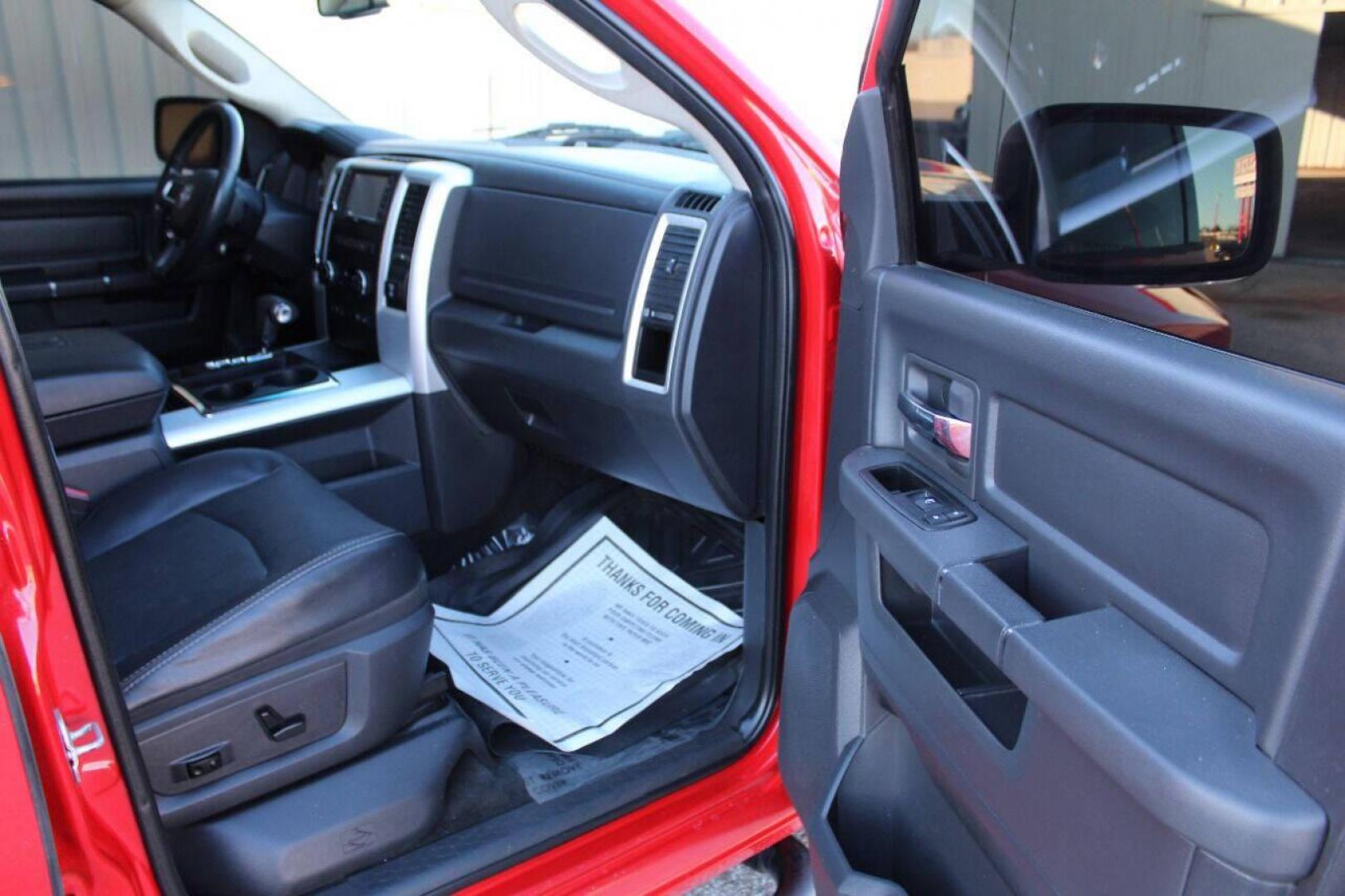 2010 Red Dodge Ram 1500 Laramie Crew Cab 4WD (1D7RV1CT9AS) with an 5.7L V8 OHV 16V engine, 5-Speed Automatic transmission, located at 4301 NW 39th , Oklahoma City, OK, 73112, (405) 949-5600, 35.512135, -97.598671 - NO DRIVERS LICENCE NO-FULL COVERAGE INSURANCE-NO CREDIT CHECK. COME ON OVER TO SUPERSPORTS AND TAKE A LOOK AND TEST DRIVE. PLEASE GIVE US A CALL AT (405) 949-5600. NO LICENSIA DE MANEJAR- NO SEGURO DE COBERTURA TOTAL- NO VERIFICACCION DE CREDITO. POR FAVOR VENGAN A SUPERSPORTS, ECHE UN VI - Photo#26