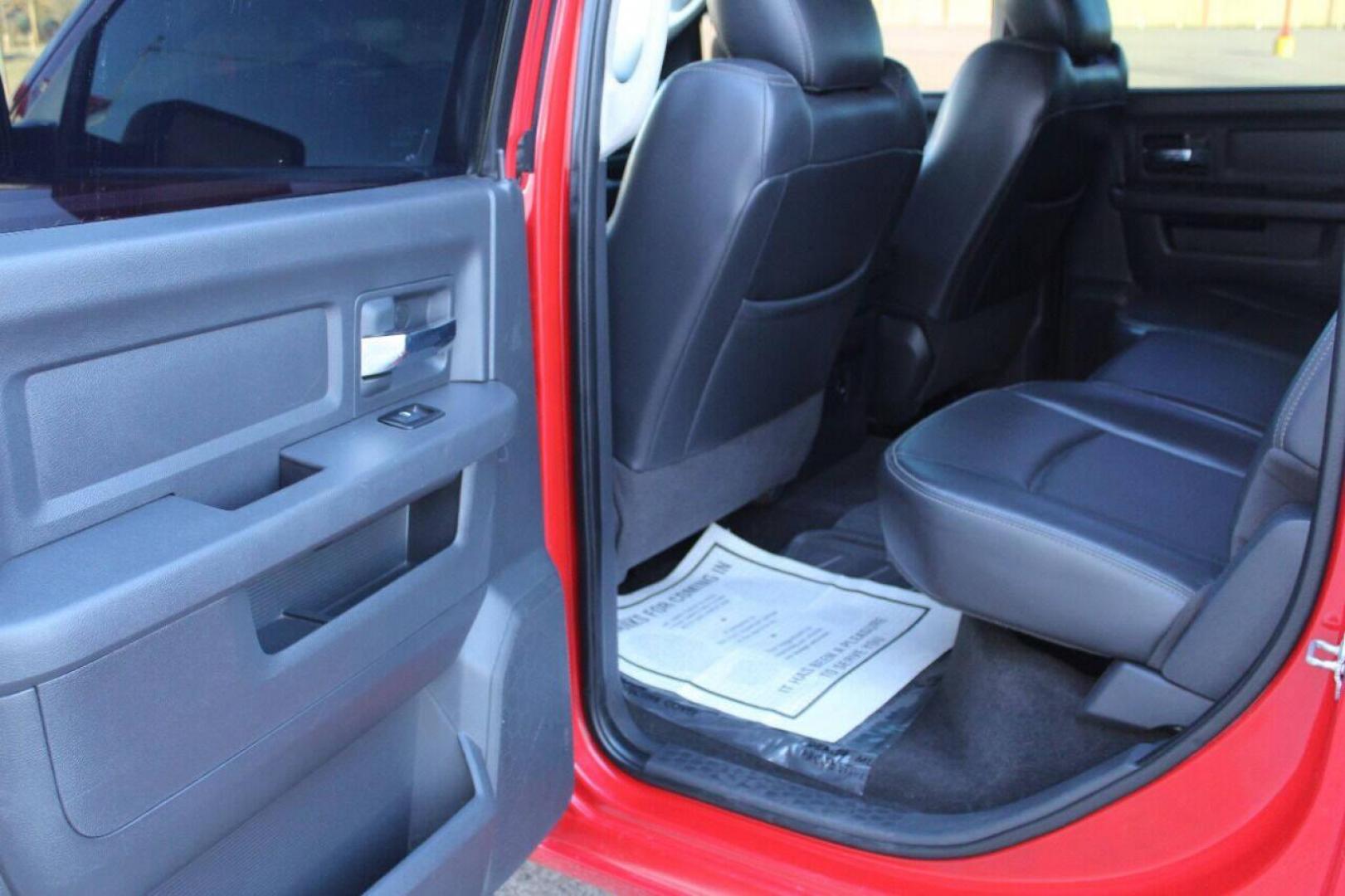 2010 Red Dodge Ram 1500 Laramie Crew Cab 4WD (1D7RV1CT9AS) with an 5.7L V8 OHV 16V engine, 5-Speed Automatic transmission, located at 4301 NW 39th , Oklahoma City, OK, 73112, (405) 949-5600, 35.512135, -97.598671 - NO DRIVERS LICENCE NO-FULL COVERAGE INSURANCE-NO CREDIT CHECK. COME ON OVER TO SUPERSPORTS AND TAKE A LOOK AND TEST DRIVE. PLEASE GIVE US A CALL AT (405) 949-5600. NO LICENSIA DE MANEJAR- NO SEGURO DE COBERTURA TOTAL- NO VERIFICACCION DE CREDITO. POR FAVOR VENGAN A SUPERSPORTS, ECHE UN VI - Photo#33