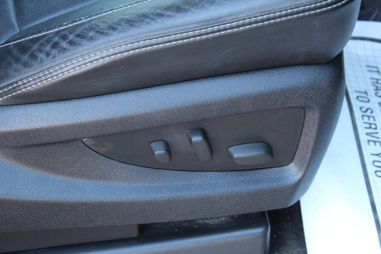 2015 Black GMC Yukon Denali XL 4WD (1GKS2JKJ5FR) with an 6.2L V8 OHV 16V engine, 6-Speed Automatic transmission, located at 4301 NW 39th , Oklahoma City, OK, 73112, (405) 949-5600, 35.512135, -97.598671 - NO DRIVERS LICENCE -NO FULL COVERAGE INSURANCE - NO CREDIT CHECK. COME ON OVER TO SUPERSPORTS, TAKE A LOOK AND TEST DRIVE. PLEASE GIVE US A CALL AT (405) 949-5600. NO LICENCIA DE CONDUCIR - NO SEGURO DE COBERTURA TOTAL - NO VERIFICACION DE CREDITO. VISITENOS EN SUPERSPORTS, MIRE NUESTRO - Photo#12