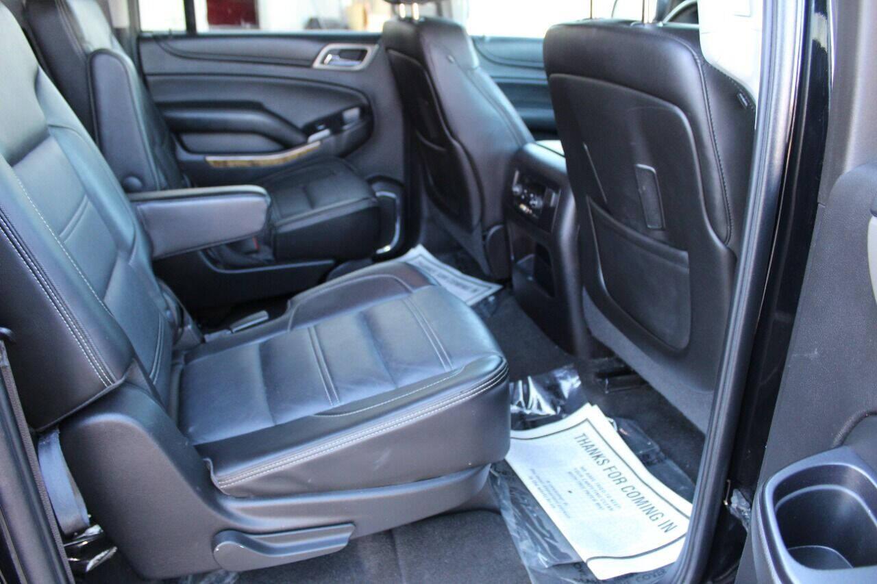 2015 Black GMC Yukon Denali XL 4WD (1GKS2JKJ5FR) with an 6.2L V8 OHV 16V engine, 6-Speed Automatic transmission, located at 4301 NW 39th , Oklahoma City, OK, 73112, (405) 949-5600, 35.512135, -97.598671 - NO DRIVERS LICENCE -NO FULL COVERAGE INSURANCE - NO CREDIT CHECK. COME ON OVER TO SUPERSPORTS, TAKE A LOOK AND TEST DRIVE. PLEASE GIVE US A CALL AT (405) 949-5600. NO LICENCIA DE CONDUCIR - NO SEGURO DE COBERTURA TOTAL - NO VERIFICACION DE CREDITO. VISITENOS EN SUPERSPORTS, MIRE NUESTRO - Photo#15