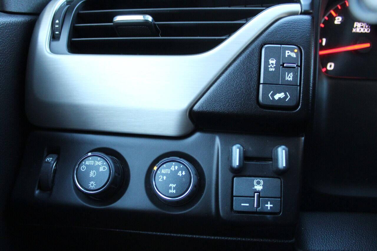 2015 Black GMC Yukon Denali XL 4WD (1GKS2JKJ5FR) with an 6.2L V8 OHV 16V engine, 6-Speed Automatic transmission, located at 4301 NW 39th , Oklahoma City, OK, 73112, (405) 949-5600, 35.512135, -97.598671 - NO DRIVERS LICENCE -NO FULL COVERAGE INSURANCE - NO CREDIT CHECK. COME ON OVER TO SUPERSPORTS, TAKE A LOOK AND TEST DRIVE. PLEASE GIVE US A CALL AT (405) 949-5600. NO LICENCIA DE CONDUCIR - NO SEGURO DE COBERTURA TOTAL - NO VERIFICACION DE CREDITO. VISITENOS EN SUPERSPORTS, MIRE NUESTRO - Photo#24