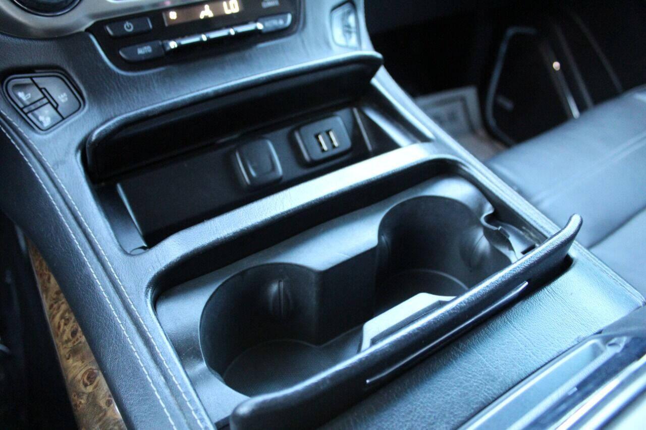 2015 Black GMC Yukon Denali XL 4WD (1GKS2JKJ5FR) with an 6.2L V8 OHV 16V engine, 6-Speed Automatic transmission, located at 4301 NW 39th , Oklahoma City, OK, 73112, (405) 949-5600, 35.512135, -97.598671 - NO DRIVERS LICENCE -NO FULL COVERAGE INSURANCE - NO CREDIT CHECK. COME ON OVER TO SUPERSPORTS, TAKE A LOOK AND TEST DRIVE. PLEASE GIVE US A CALL AT (405) 949-5600. NO LICENCIA DE CONDUCIR - NO SEGURO DE COBERTURA TOTAL - NO VERIFICACION DE CREDITO. VISITENOS EN SUPERSPORTS, MIRE NUESTRO - Photo#27