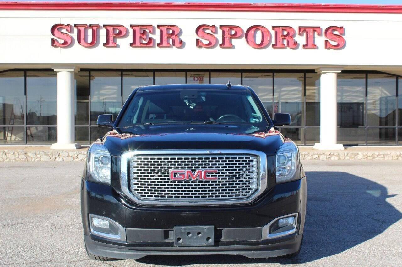 2015 Black GMC Yukon Denali XL 4WD (1GKS2JKJ5FR) with an 6.2L V8 OHV 16V engine, 6-Speed Automatic transmission, located at 4301 NW 39th , Oklahoma City, OK, 73112, (405) 949-5600, 35.512135, -97.598671 - NO DRIVERS LICENCE -NO FULL COVERAGE INSURANCE - NO CREDIT CHECK. COME ON OVER TO SUPERSPORTS, TAKE A LOOK AND TEST DRIVE. PLEASE GIVE US A CALL AT (405) 949-5600. NO LICENCIA DE CONDUCIR - NO SEGURO DE COBERTURA TOTAL - NO VERIFICACION DE CREDITO. VISITENOS EN SUPERSPORTS, MIRE NUESTRO - Photo#2