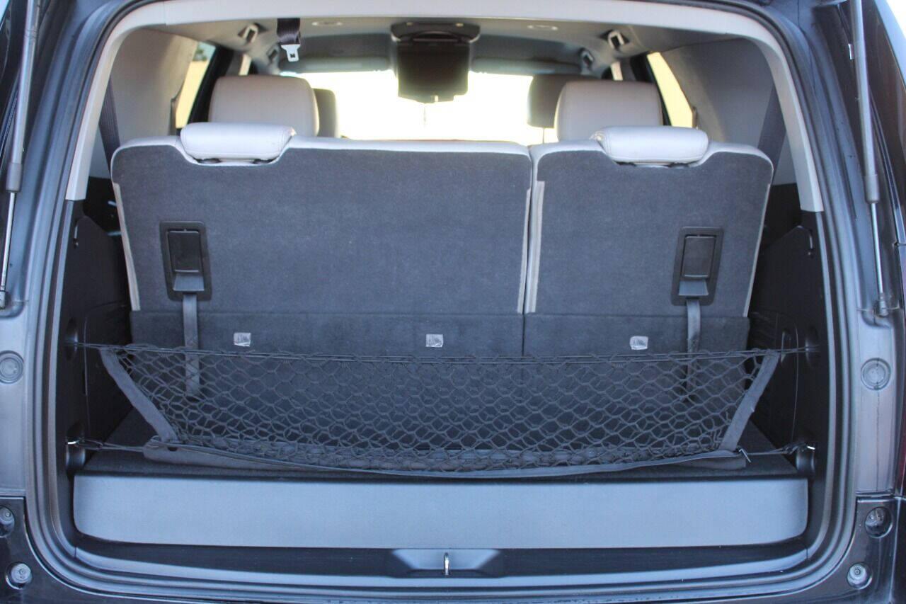 2016 Black Chevrolet Tahoe LS 2WD (1GNSCAKCXGR) with an 5.3L V8 5.3L V8 engine, Automatic 6-Speed transmission, located at 4301 NW 39th , Oklahoma City, OK, 73112, (405) 949-5600, 35.512135, -97.598671 - NO DRIVERS LICENCE NO-FULL COVERAGE INSURANCE-NO CREDIT CHECK. COME ON OVER TO SUPERSPORTS AND TAKE A LOOK AND TEST DRIVE PLEASE GIVE US A CALL AT (405) 949-5600. NO LICENCIA DE MANEJAR - NO SEGURO DE COBERTURA TOTAL - NO VERIFICACION DE CREDITO. POR FAVOR VENGAN A SUPERSPORTS, - Photo#13