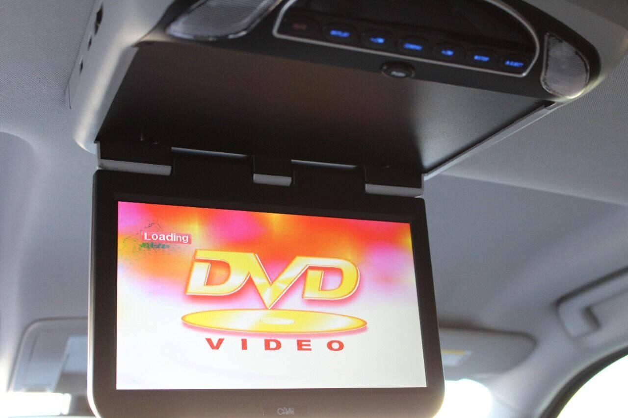 2016 Black Chevrolet Tahoe LS 2WD (1GNSCAKCXGR) with an 5.3L V8 5.3L V8 engine, Automatic 6-Speed transmission, located at 4301 NW 39th , Oklahoma City, OK, 73112, (405) 949-5600, 35.512135, -97.598671 - NO DRIVERS LICENCE NO-FULL COVERAGE INSURANCE-NO CREDIT CHECK. COME ON OVER TO SUPERSPORTS AND TAKE A LOOK AND TEST DRIVE PLEASE GIVE US A CALL AT (405) 949-5600. NO LICENCIA DE MANEJAR - NO SEGURO DE COBERTURA TOTAL - NO VERIFICACION DE CREDITO. POR FAVOR VENGAN A SUPERSPORTS, - Photo#17