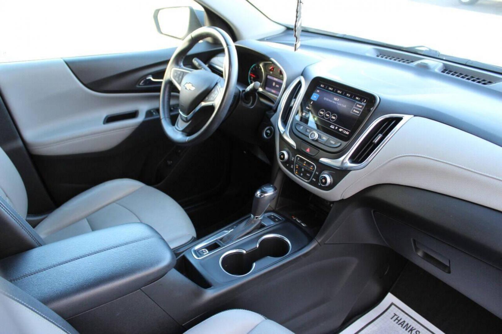 2019 White Chevrolet Equinox Premier 2.0 AWD (2GNAXYEX2K6) with an 2.0L L4 DOHC 16V engine, 9A transmission, located at 4301 NW 39th , Oklahoma City, OK, 73112, (405) 949-5600, 35.512135, -97.598671 - NO DRIVERS LICENSE - NO FULL COVERAGE INSURANCE - NO CREDIT CHECK. COME ON OVER TO SUPERSPORTS AND TAKE A LOOK AND TEST DRIVE PLEASE GIVE US A CALL AT (405) 949-5600. NO LICENCIA DE MANEJAR - NO SEGURO DE COBERTURA TOTAL - NO VERIFICACION DE CREDITO. POR FAVOR VENGAN A SUPERSPOR - Photo#8