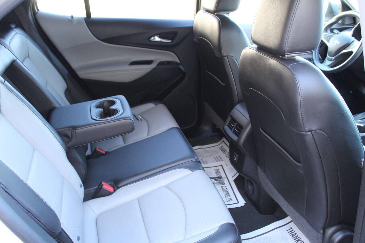 2019 White Chevrolet Equinox Premier 2.0 AWD (2GNAXYEX2K6) with an 2.0L L4 DOHC 16V engine, 9A transmission, located at 4301 NW 39th , Oklahoma City, OK, 73112, (405) 949-5600, 35.512135, -97.598671 - Photo#10