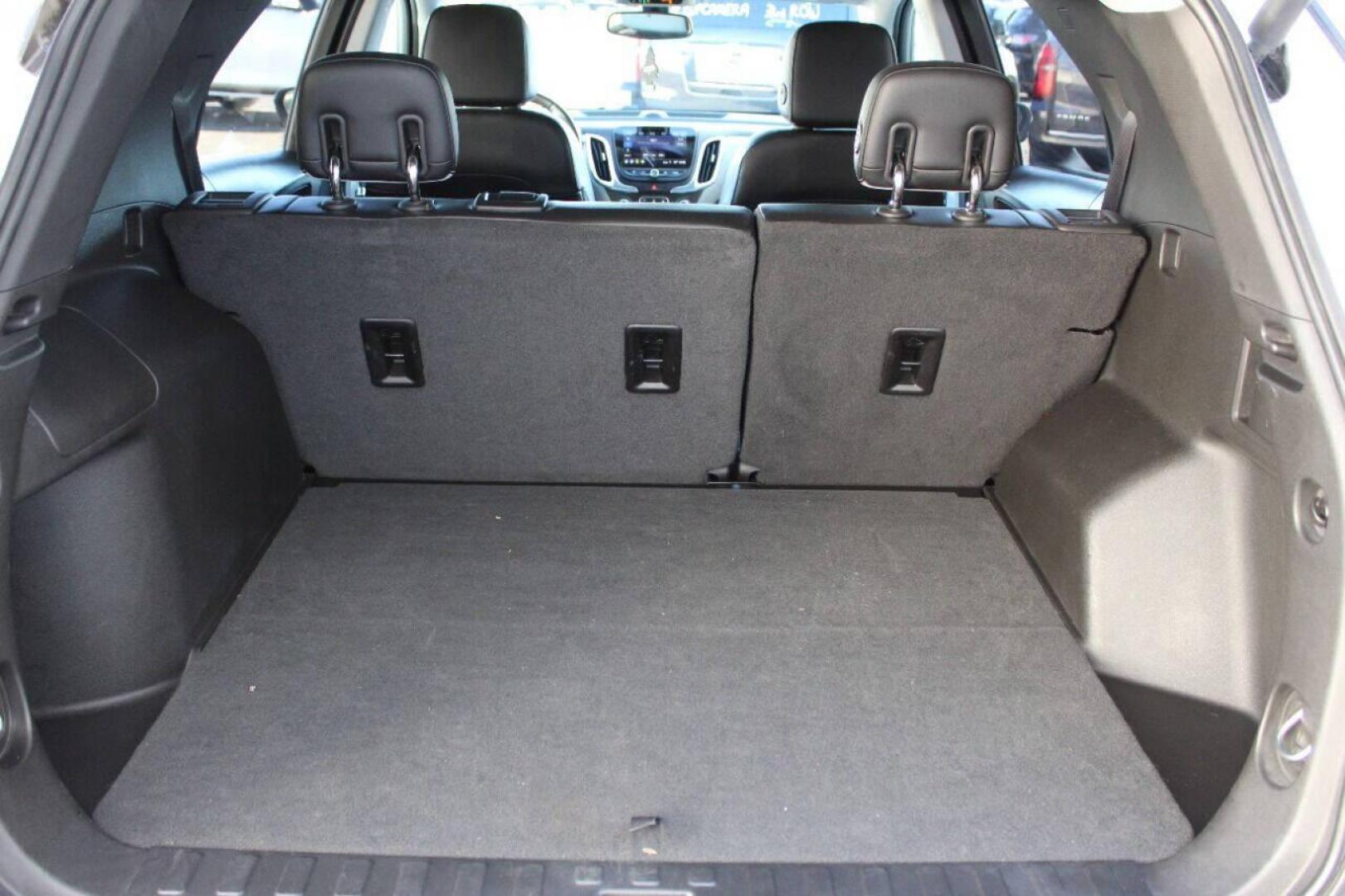 2019 White Chevrolet Equinox Premier 2.0 AWD (2GNAXYEX2K6) with an 2.0L L4 DOHC 16V engine, 9A transmission, located at 4301 NW 39th , Oklahoma City, OK, 73112, (405) 949-5600, 35.512135, -97.598671 - NO DRIVERS LICENSE - NO FULL COVERAGE INSURANCE - NO CREDIT CHECK. COME ON OVER TO SUPERSPORTS AND TAKE A LOOK AND TEST DRIVE PLEASE GIVE US A CALL AT (405) 949-5600. NO LICENCIA DE MANEJAR - NO SEGURO DE COBERTURA TOTAL - NO VERIFICACION DE CREDITO. POR FAVOR VENGAN A SUPERSPOR - Photo#12