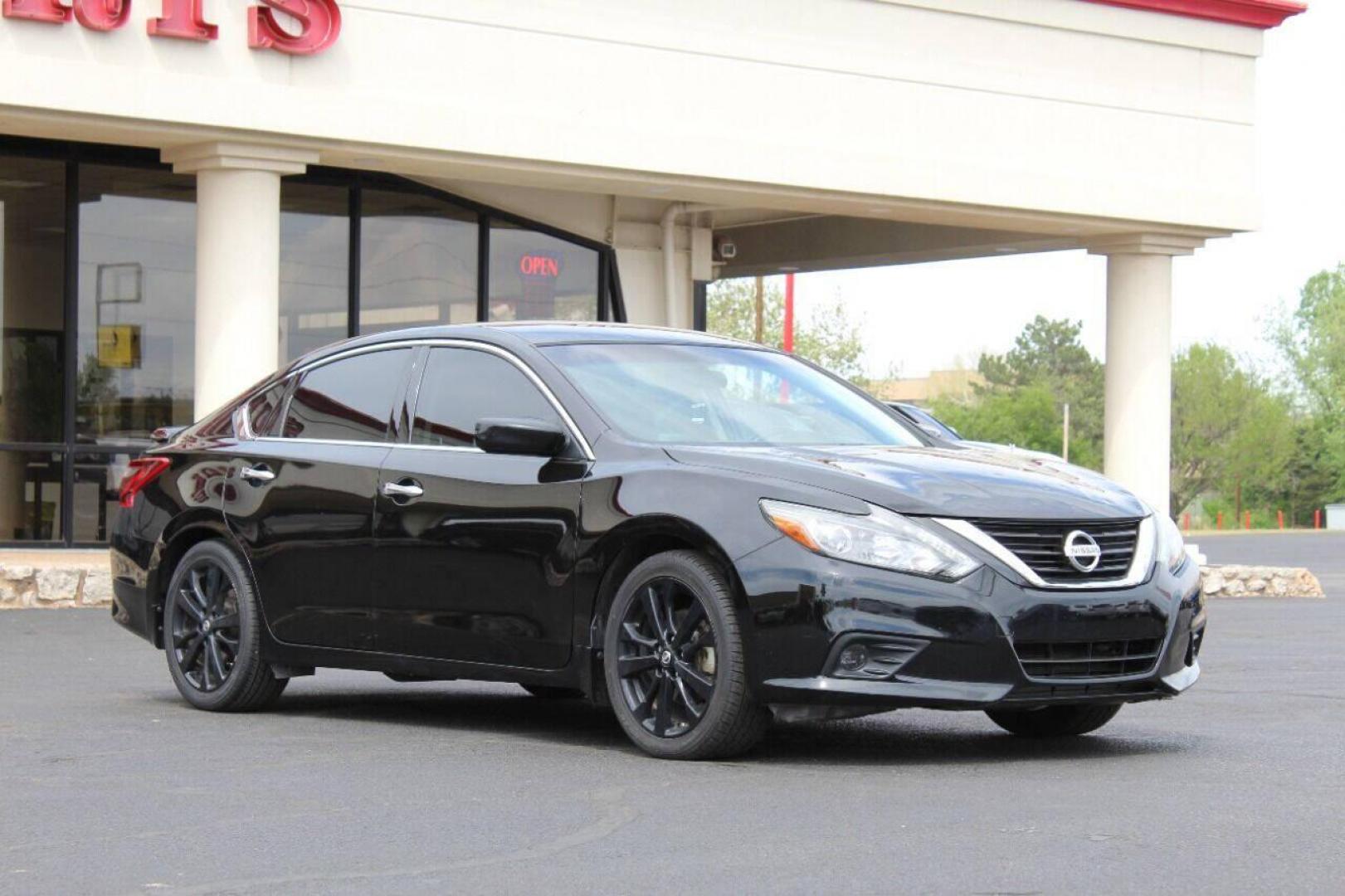 2017 Black Nissan Altima 2.5 S (1N4AL3AP3HC) with an 2.5L L4 DOHC 16V engine, CVT transmission, located at 4301 NW 39th , Oklahoma City, OK, 73112, (405) 949-5600, 35.512135, -97.598671 - NO DRIVERS LICENCE NO-FULL COVERAGE INSURANCE-NO CREDIT CHECK. COME ON OVER TO SUPERSPORTS AND TAKE A LOOK AND TEST DRIVE PLEASE GIVE US A CALL AT (405) 949-5600. NO LICENSIA DE MANEJAR- NO SEGURO DE COBERTURA TOTAL- NO VERIFICACCION DE CREDITO. POR FAVOR VENGAN A SUPERSPORTS, E - Photo#2