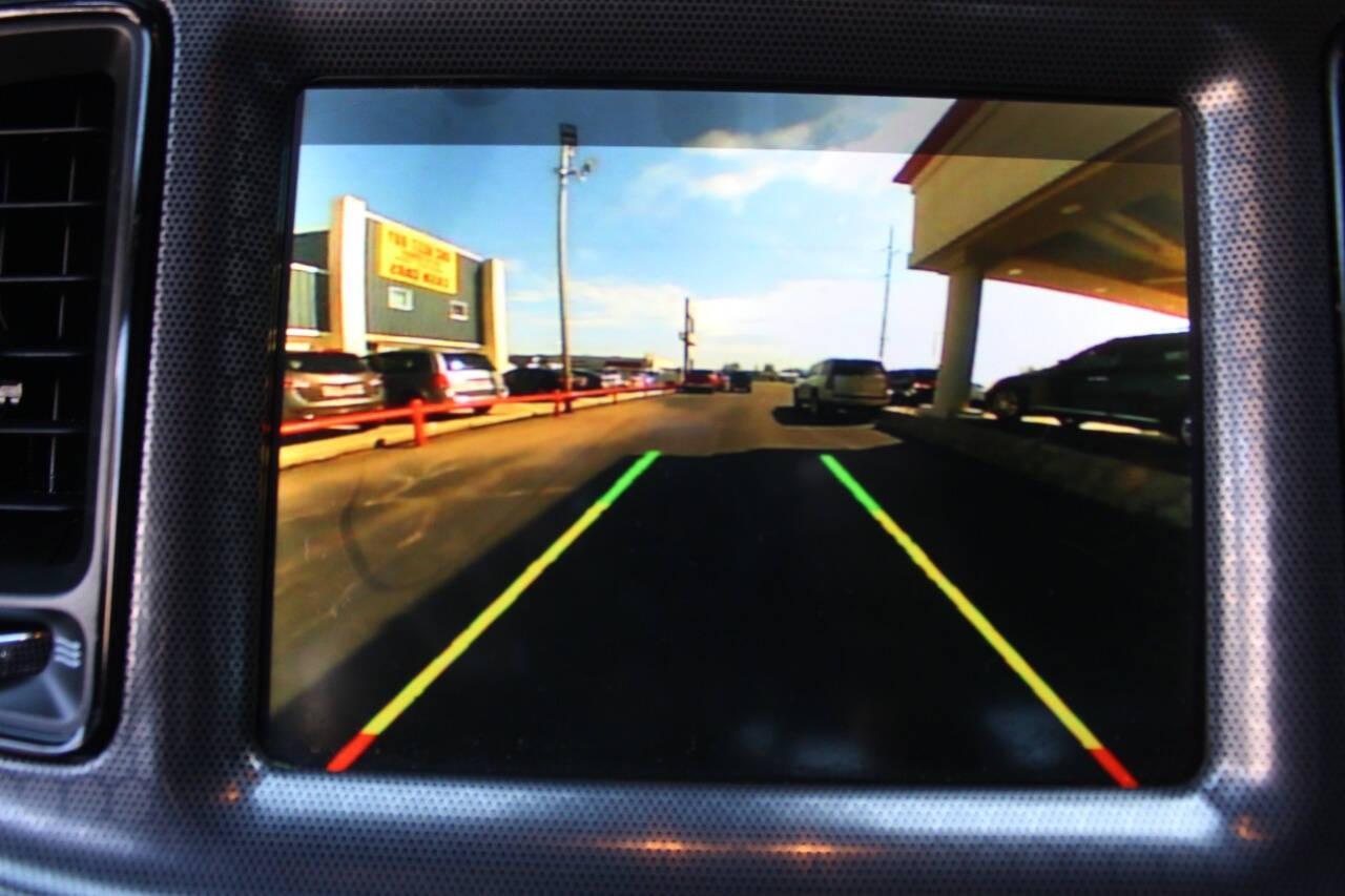 2017 White Dodge Challenger R/T Plus (2C3CDZBTXHH) with an 5.7L V8 OHV 16V engine, Automatic 8-Speed transmission, located at 4301 NW 39th , Oklahoma City, OK, 73112, (405) 949-5600, 35.512135, -97.598671 - Photo#16