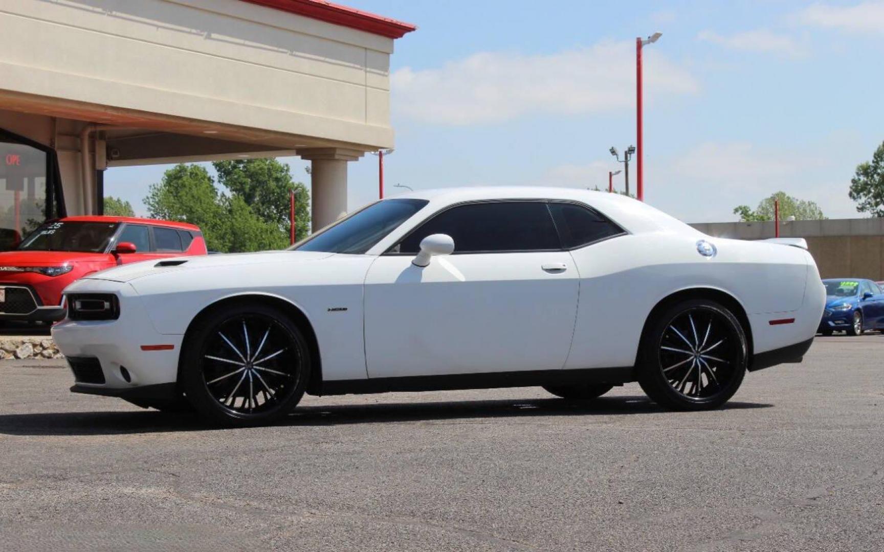 2017 White Dodge Challenger R/T Plus (2C3CDZBTXHH) with an 5.7L V8 5.7L V8 engine, Automatic 8-Speed transmission, located at 4301 NW 39th , Oklahoma City, OK, 73112, (405) 949-5600, 35.512135, -97.598671 - NO DRIVERS LICENCE NO-FULL COVERAGE INSURANCE-NO CREDIT CHECK. COME ON OVER TO SUPERSPORTS AND TAKE A LOOK AND TEST DRIVE. PLEASE GIVE US A CALL AT (405) 949-5600. NO LICENSIA DE MANEJAR- NO SEGURO DE COBERTURA TOTAL- NO VERIFICACCION DE CREDITO. POR FAVOR VENGAN A SUPERSPORTS, ECHE UN - Photo#5