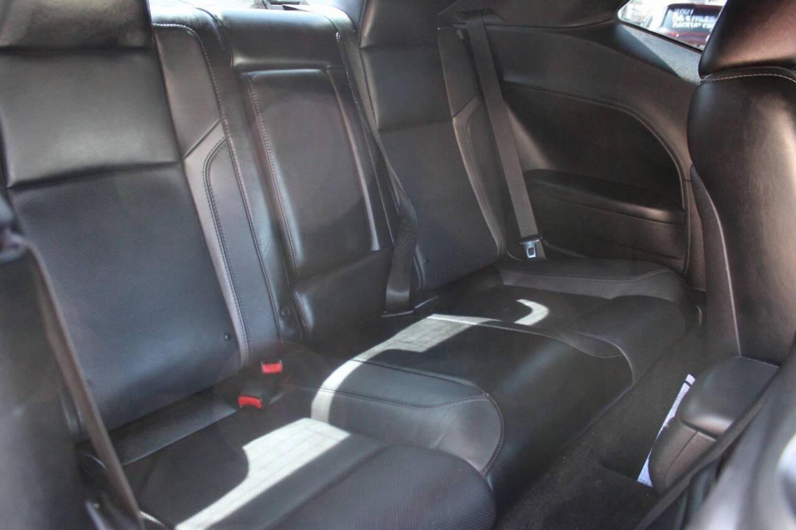 2017 White Dodge Challenger R/T Plus (2C3CDZBTXHH) with an 5.7L V8 5.7L V8 engine, Automatic 8-Speed transmission, located at 4301 NW 39th , Oklahoma City, OK, 73112, (405) 949-5600, 35.512135, -97.598671 - NO DRIVERS LICENCE NO-FULL COVERAGE INSURANCE-NO CREDIT CHECK. COME ON OVER TO SUPERSPORTS AND TAKE A LOOK AND TEST DRIVE. PLEASE GIVE US A CALL AT (405) 949-5600. NO LICENSIA DE MANEJAR- NO SEGURO DE COBERTURA TOTAL- NO VERIFICACCION DE CREDITO. POR FAVOR VENGAN A SUPERSPORTS, ECHE UN - Photo#10