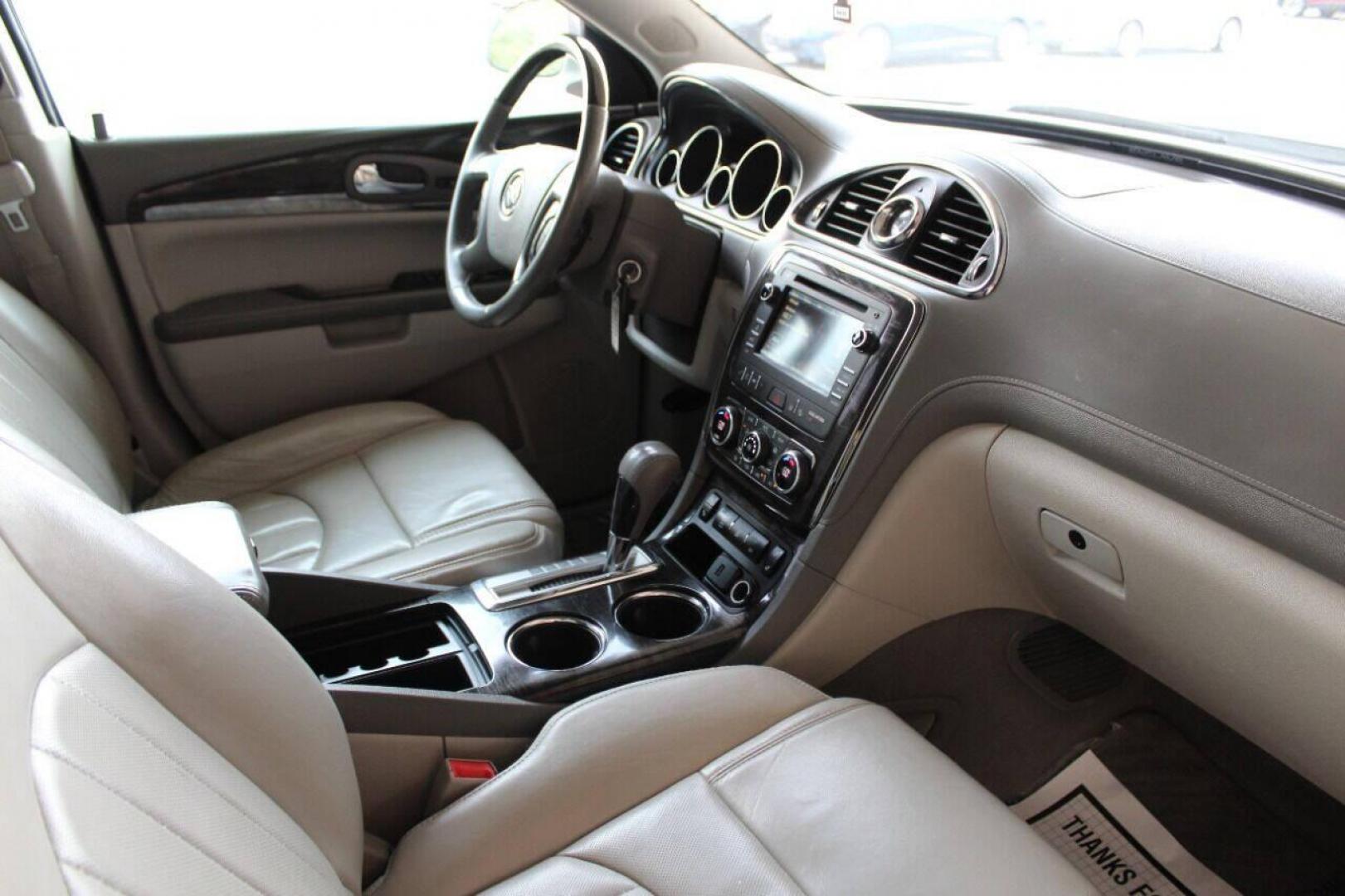 2016 White Buick Enclave Leather FWD (5GAKRBKD9GJ) with an 3.6L V6 3.6L V6 engine, Automatic 6-Speed transmission, located at 4301 NW 39th , Oklahoma City, OK, 73112, (405) 949-5600, 35.512135, -97.598671 - NO DRIVERS LICENCE NO - FULL COVERAGE INSURANCE-NO CREDIT CHECK. COME ON OVER TO SUPER SPORTS AND TAKE A LOOK AND TEST DRIVE PLEASE GIVE US A CALL AT (405) 949-5600. NO LICENCIA DE MANEJAR - NO SEGURO DE COBERTURA TOTAL - NO VERIFICACION DE CREDITO. POR FAVOR VENGAN A SUPERSPORTS, ECHE- Photo#8
