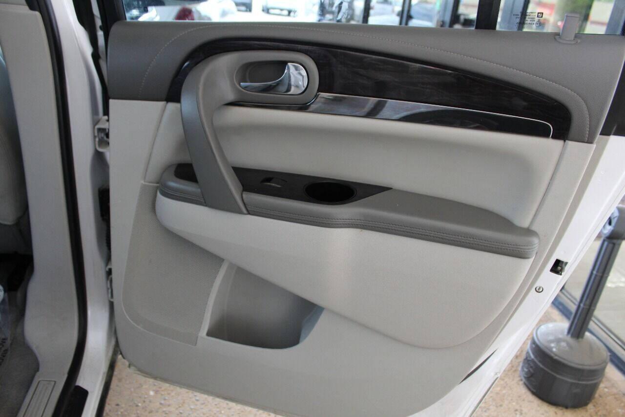 2016 White Buick Enclave Leather FWD (5GAKRBKD9GJ) with an 3.6L V6 3.6L V6 engine, Automatic 6-Speed transmission, located at 4301 NW 39th , Oklahoma City, OK, 73112, (405) 949-5600, 35.512135, -97.598671 - NO DRIVERS LICENCE NO - FULL COVERAGE INSURANCE-NO CREDIT CHECK. COME ON OVER TO SUPER SPORTS AND TAKE A LOOK AND TEST DRIVE PLEASE GIVE US A CALL AT (405) 949-5600. NO LICENCIA DE MANEJAR - NO SEGURO DE COBERTURA TOTAL - NO VERIFICACION DE CREDITO. POR FAVOR VENGAN A SUPERSPORTS, ECHE - Photo#11