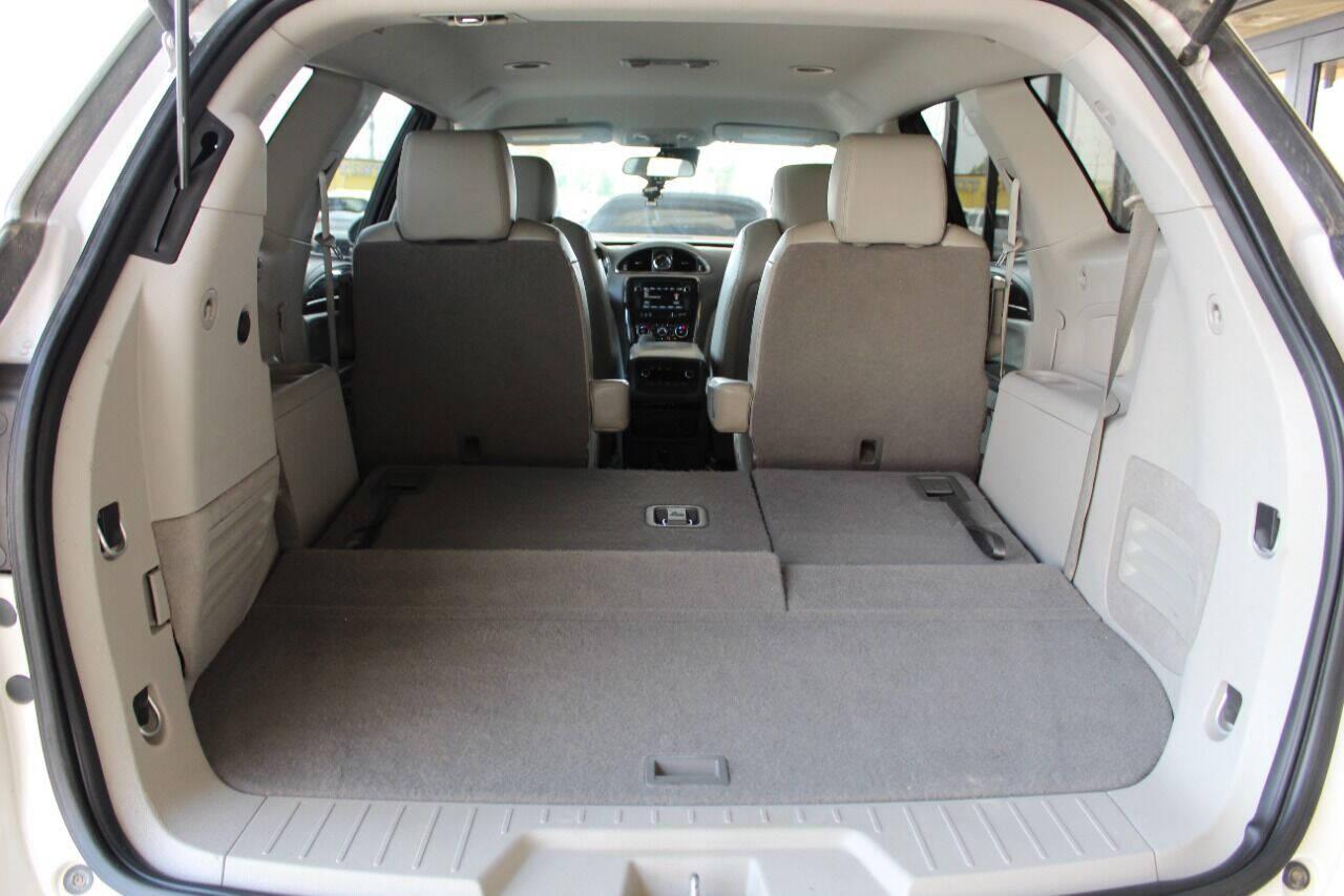 2016 White Buick Enclave Leather FWD (5GAKRBKD9GJ) with an 3.6L V6 3.6L V6 engine, Automatic 6-Speed transmission, located at 4301 NW 39th , Oklahoma City, OK, 73112, (405) 949-5600, 35.512135, -97.598671 - NO DRIVERS LICENCE NO - FULL COVERAGE INSURANCE-NO CREDIT CHECK. COME ON OVER TO SUPER SPORTS AND TAKE A LOOK AND TEST DRIVE PLEASE GIVE US A CALL AT (405) 949-5600. NO LICENCIA DE MANEJAR - NO SEGURO DE COBERTURA TOTAL - NO VERIFICACION DE CREDITO. POR FAVOR VENGAN A SUPERSPORTS, ECHE - Photo#14