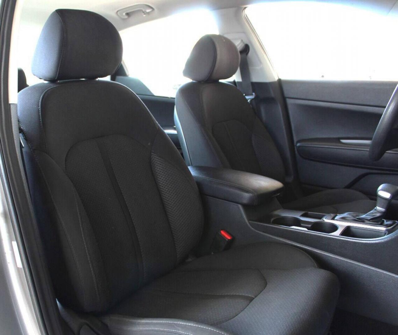 2017 Gray Kia Optima LX (5XXGT4L30HG) with an 2.4L L4 DOHC 16V engine, 6A transmission, located at 4301 NW 39th , Oklahoma City, OK, 73112, (405) 949-5600, 35.512135, -97.598671 - NO DRIVERS LICENCE NO-FULL COVERAGE INSURANCE-NO CREDIT CHECK. COME ON OVER TO SUPERSPORTS AND TAKE A LOOK AND TEST DRIVE. PLEASE GIVE US A CALL AT (405) 949-5600. NO LICENSIA DE MANEJAR- NO SEGURO DE COBERTURA TOTAL- NO VERIFICACCION DE CREDITO. POR FAVOR VENGAN A SUPERSPORTS, ECHE UN - Photo#6
