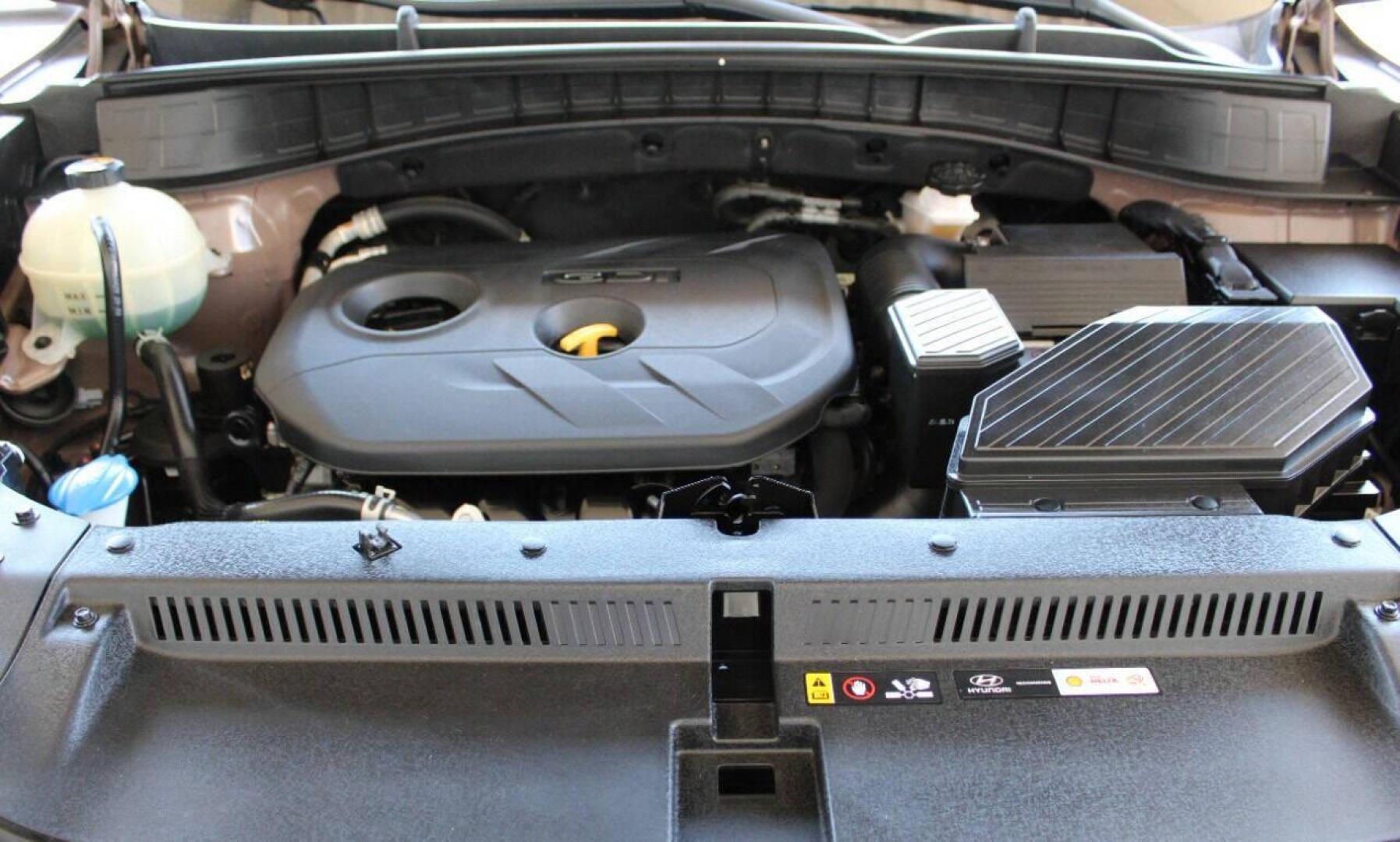 2017 Brown Hyundai Tucson SE w/Preferred Package (KM8J33A44HU) with an 2.0L L4 DOHC 16V engine, 6A transmission, located at 4301 NW 39th , Oklahoma City, OK, 73112, (405) 949-5600, 35.512135, -97.598671 - NO DRIVERS LICENCE NO-FULL COVERAGE INSURANCE-NO CREDIT CHECK. COME ON OVER TO SUPERSPORTS AND TAKE A LOOK AND TEST DRIVE. PLEASE GIVE US A CALL AT (405) 949-5600. NO LICENSIA DE MANEJAR- NO SEGURO DE COBERTURA TOTAL- NO VERIFICACCION DE CREDITO. POR FAVOR VENGAN A SUPERSPORTS, ECHE UN - Photo#19