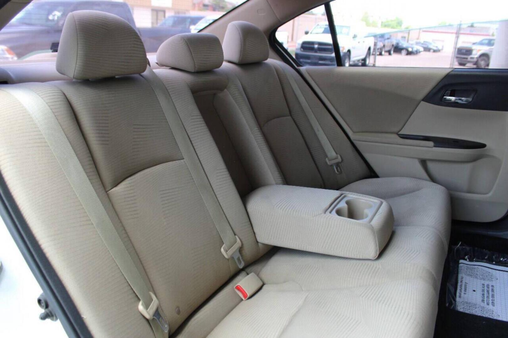 2015 White Honda Accord LX Sedan CVT (1HGCR2F33FA) with an 2.4L L4 DOHC 16V engine, Continuously Variable Transmission transmission, located at 4301 NW 39th , Oklahoma City, OK, 73112, (405) 949-5600, 35.512135, -97.598671 - Photo#31
