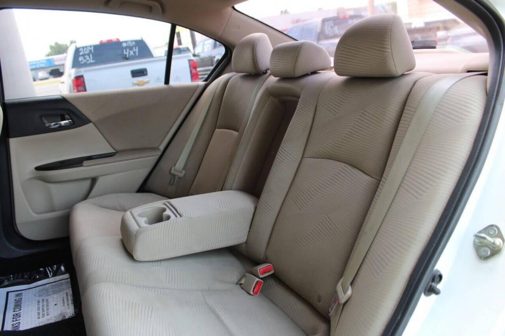 2015 White Honda Accord LX Sedan CVT (1HGCR2F33FA) with an 2.4L L4 DOHC 16V engine, Continuously Variable Transmission transmission, located at 4301 NW 39th , Oklahoma City, OK, 73112, (405) 949-5600, 35.512135, -97.598671 - Photo#34