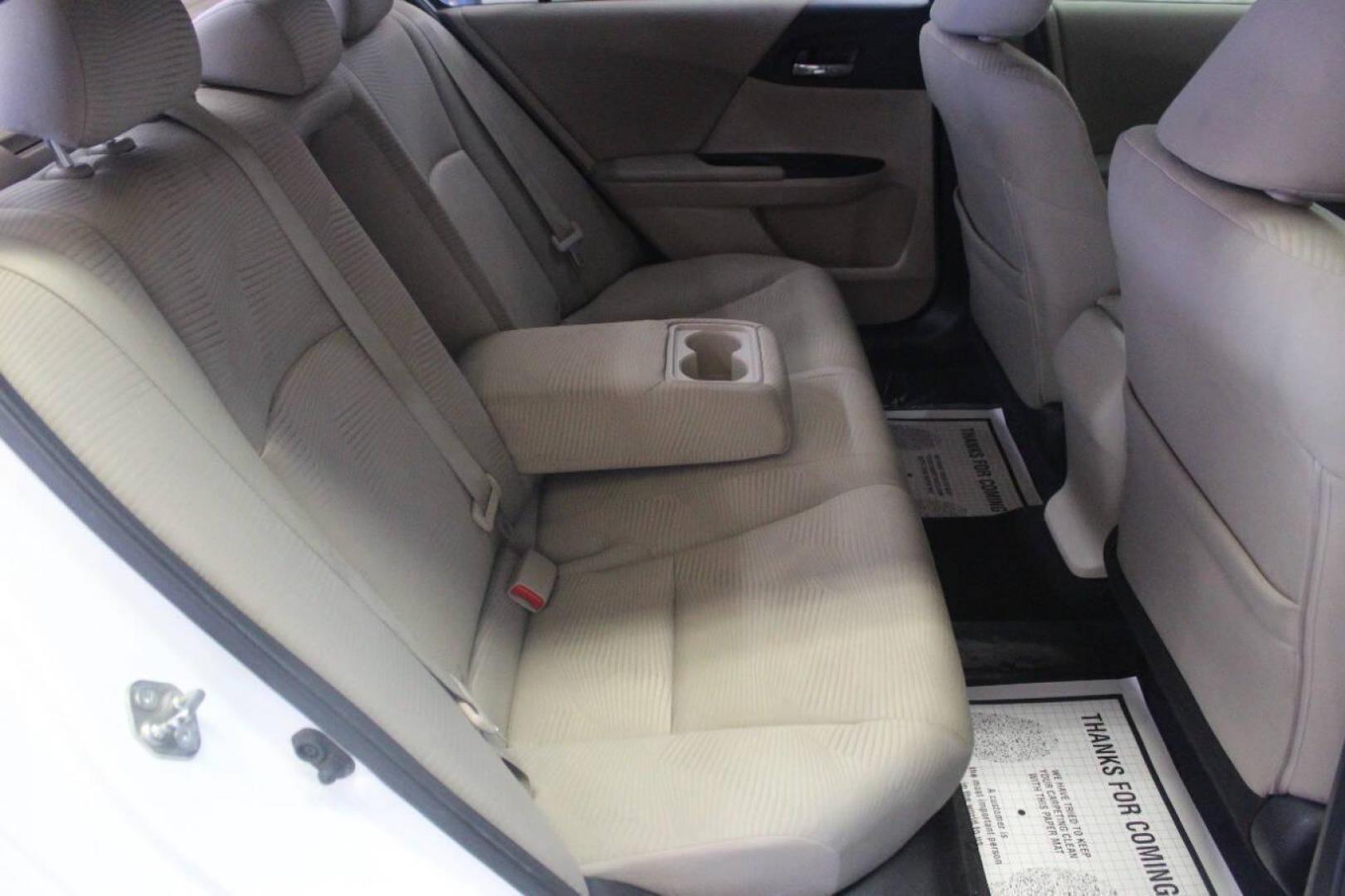 2015 White Honda Accord LX Sedan CVT (1HGCR2F33FA) with an 2.4L L4 DOHC 16V engine, Continuously Variable Transmission transmission, located at 4301 NW 39th , Oklahoma City, OK, 73112, (405) 949-5600, 35.512135, -97.598671 - Photo#11