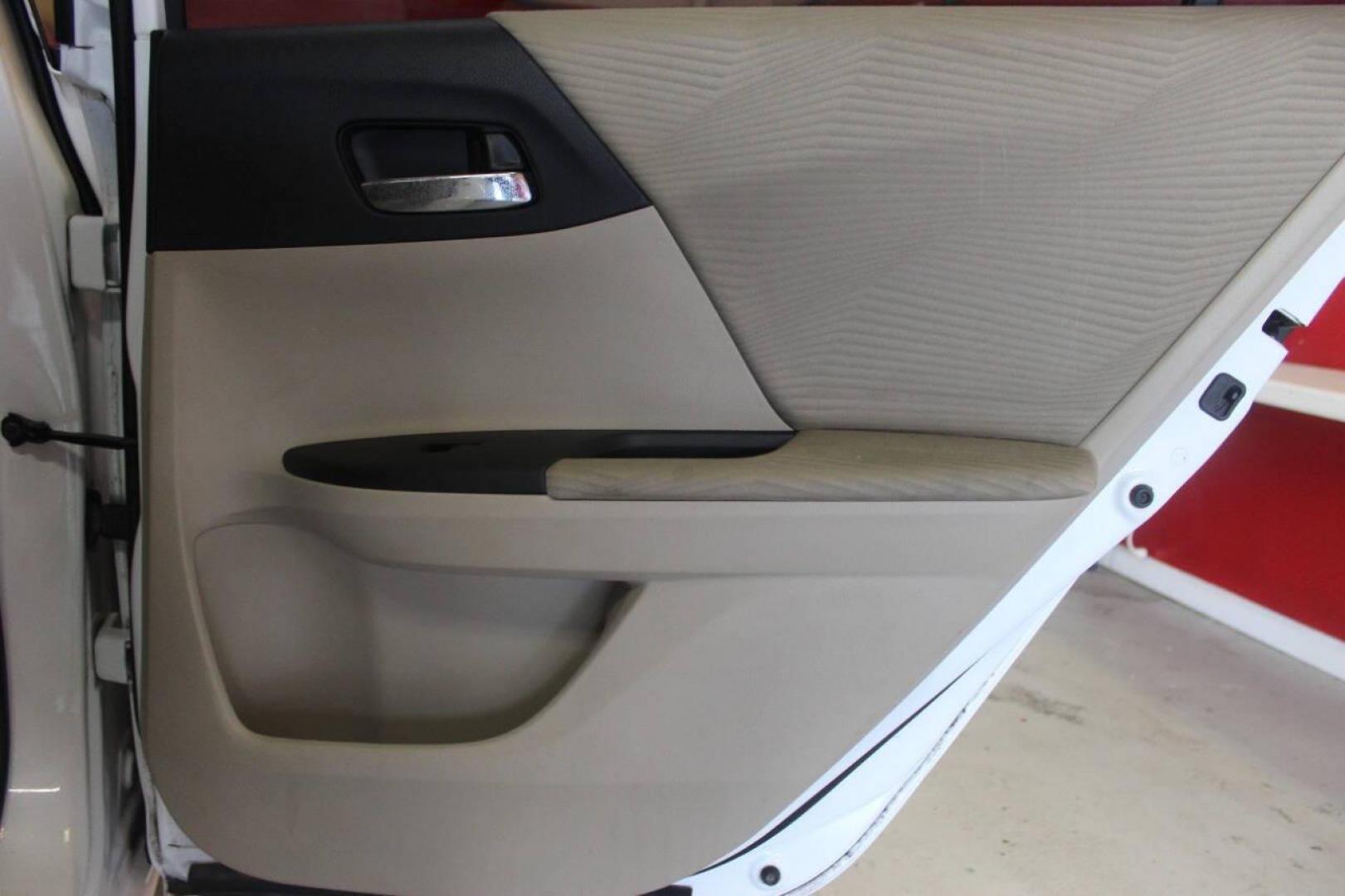 2015 White Honda Accord LX Sedan CVT (1HGCR2F33FA) with an 2.4L L4 DOHC 16V engine, Continuously Variable Transmission transmission, located at 4301 NW 39th , Oklahoma City, OK, 73112, (405) 949-5600, 35.512135, -97.598671 - Photo#12