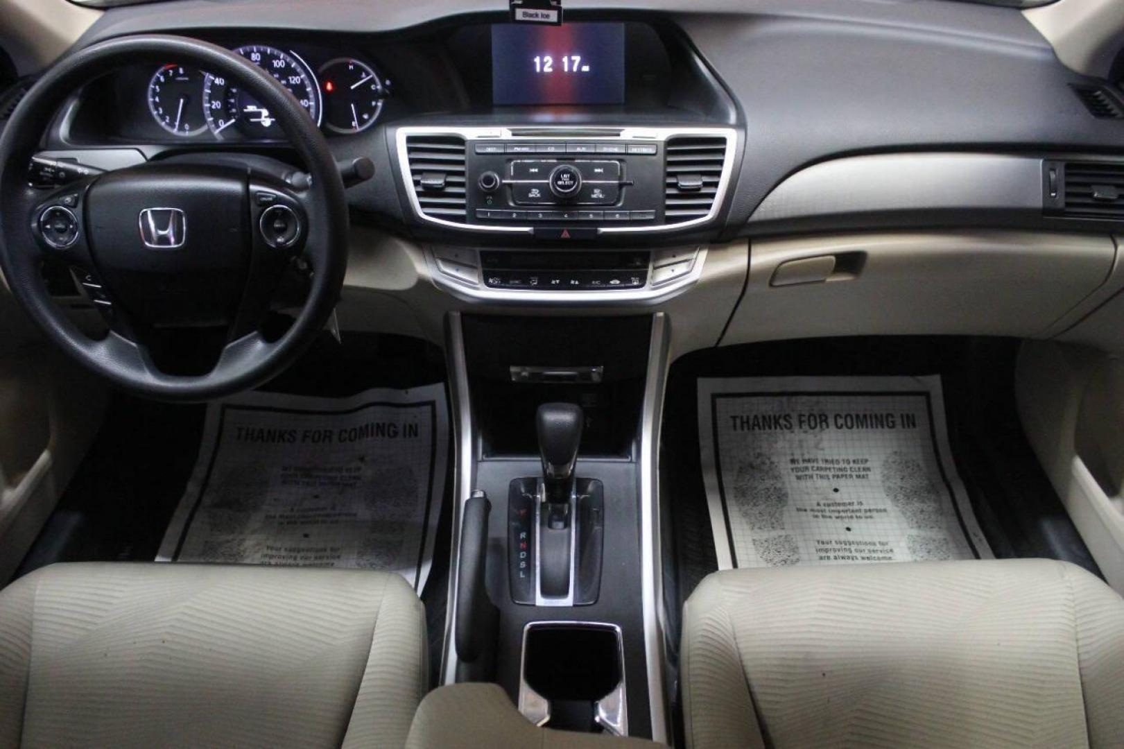 2015 White Honda Accord LX Sedan CVT (1HGCR2F33FA) with an 2.4L L4 DOHC 16V engine, Continuously Variable Transmission transmission, located at 4301 NW 39th , Oklahoma City, OK, 73112, (405) 949-5600, 35.512135, -97.598671 - Photo#18