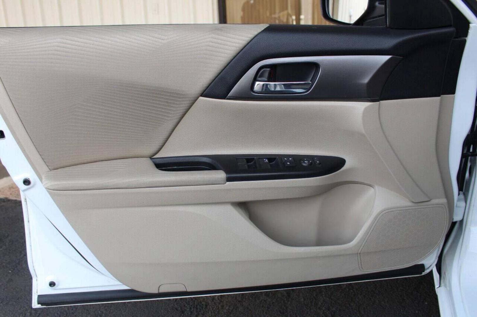 2015 White Honda Accord LX Sedan CVT (1HGCR2F33FA) with an 2.4L L4 DOHC 16V engine, Continuously Variable Transmission transmission, located at 4301 NW 39th , Oklahoma City, OK, 73112, (405) 949-5600, 35.512135, -97.598671 - Photo#35