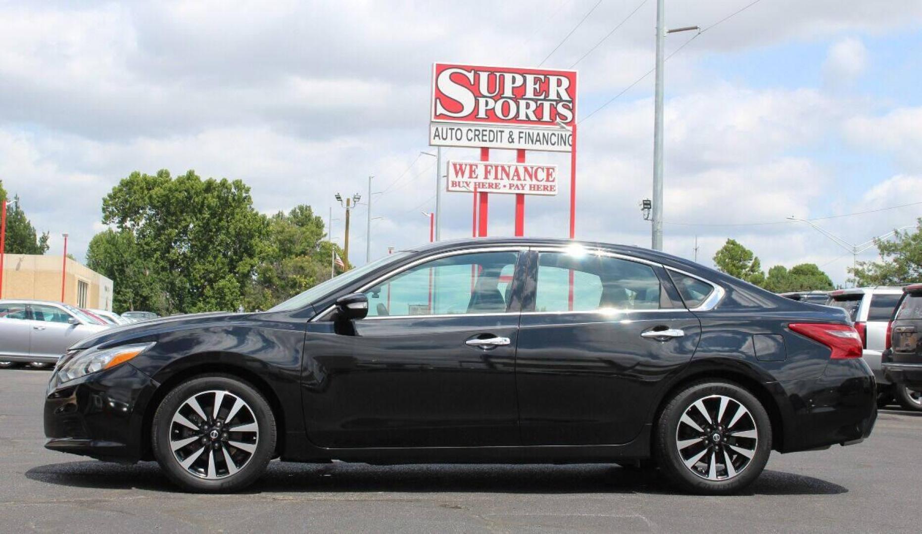 2018 Black Nissan Altima 2.5 (1N4AL3AP2JC) with an 2.5L L4 DOHC 16V engine, CVT transmission, located at 4301 NW 39th , Oklahoma City, OK, 73112, (405) 949-5600, 35.512135, -97.598671 - NO DRIVERS LICENSE - NO FULL COVERAGE INSURANCE - NO CREDIT CHECK. COME ON OVER TO SUPERSPORTS AND TAKE A LOOK AND TEST DRIVE. PLEASE GIVE US A CALL AT (405) 949-5600. NO LICENCIA DE MANEJAR - NO SEGURO DE COBERTURA TOTAL - NO VERIFICACION DE CREDITO. POR FAVOR VENGAN A SUPERSPORTS, ECH - Photo#6