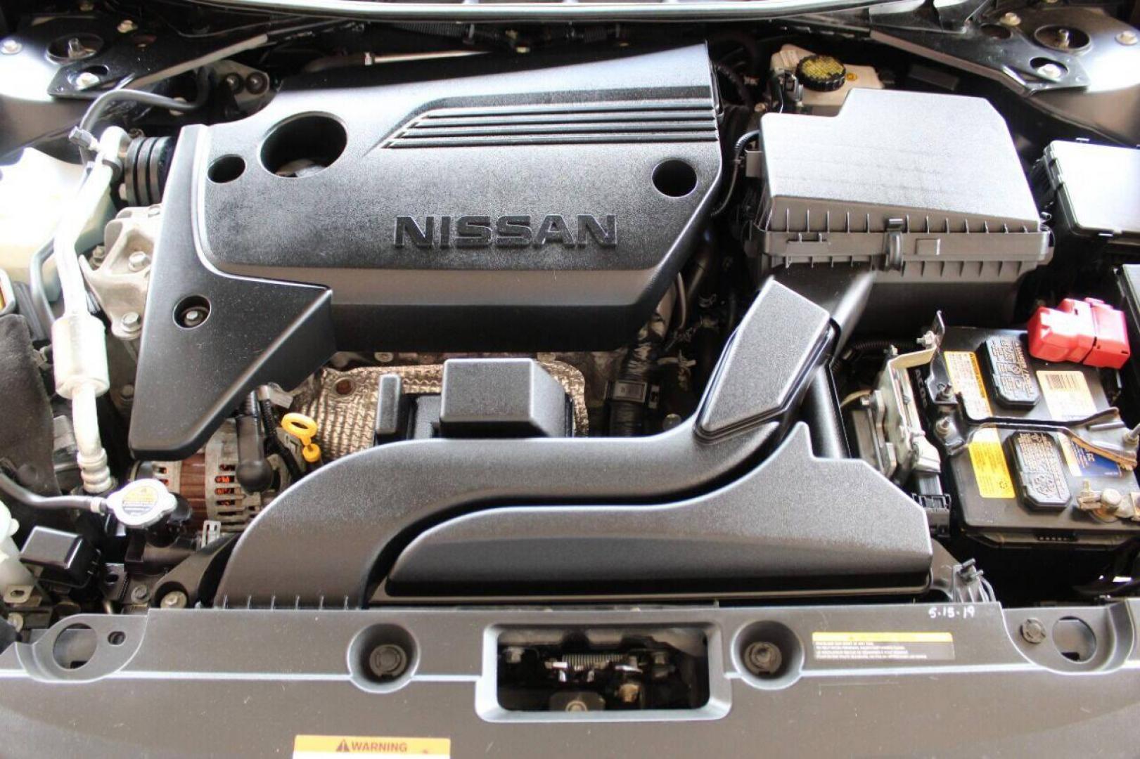 2018 Black Nissan Altima 2.5 (1N4AL3AP2JC) with an 2.5L L4 DOHC 16V engine, CVT transmission, located at 4301 NW 39th , Oklahoma City, OK, 73112, (405) 949-5600, 35.512135, -97.598671 - NO DRIVERS LICENSE - NO FULL COVERAGE INSURANCE - NO CREDIT CHECK. COME ON OVER TO SUPERSPORTS AND TAKE A LOOK AND TEST DRIVE. PLEASE GIVE US A CALL AT (405) 949-5600. NO LICENCIA DE MANEJAR - NO SEGURO DE COBERTURA TOTAL - NO VERIFICACION DE CREDITO. POR FAVOR VENGAN A SUPERSPORTS, ECH - Photo#7