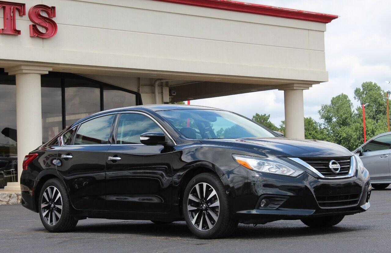 photo of 2018 Nissan Altima 2.5 SL 4dr Sedan