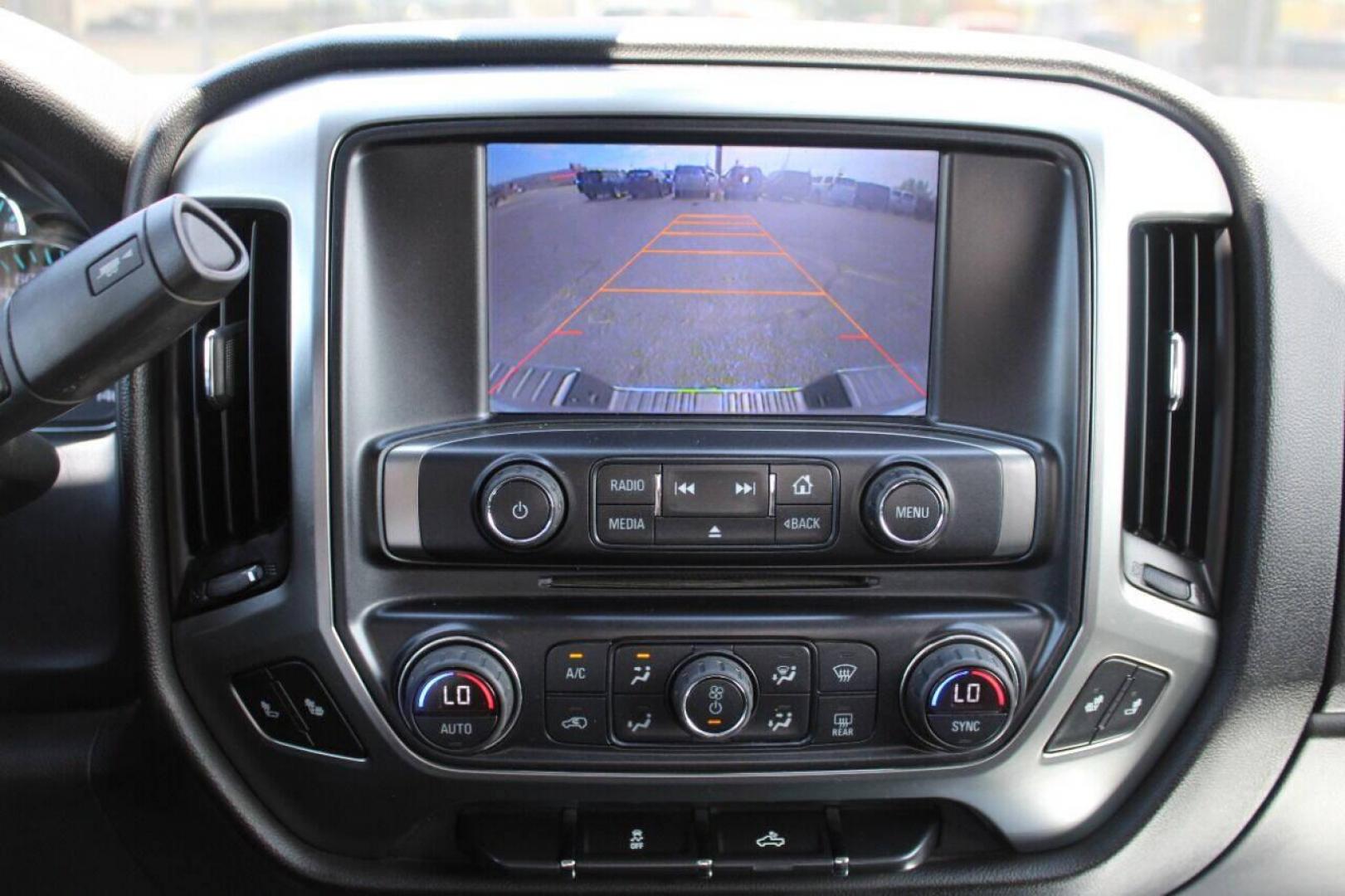 2015 White Chevrolet Silverado 1500 LT Double Cab 2WD (1GCRCREC4FZ) with an 5.3L V8 OHV 16V engine, 6-Speed Automatic transmission, located at 4301 NW 39th , Oklahoma City, OK, 73112, (405) 949-5600, 35.512135, -97.598671 - NO DRIVERS LICENCE NO-FULL COVERAGE INSURANCE-NO CREDIT CHECK. COME ON OVER TO SUPERSPORTS AND TAKE A LOOK AND TEST DRIVE. PLEASE GIVE US A CALL AT (405) 949-5600. NO LICENSIA DE MANEJAR- NO SEGURO DE COBERTURA TOTAL- NO VERIFICACCION DE CREDITO. POR FAVOR VENGAN A SUPERSPORTS, ECHE UN - Photo#27