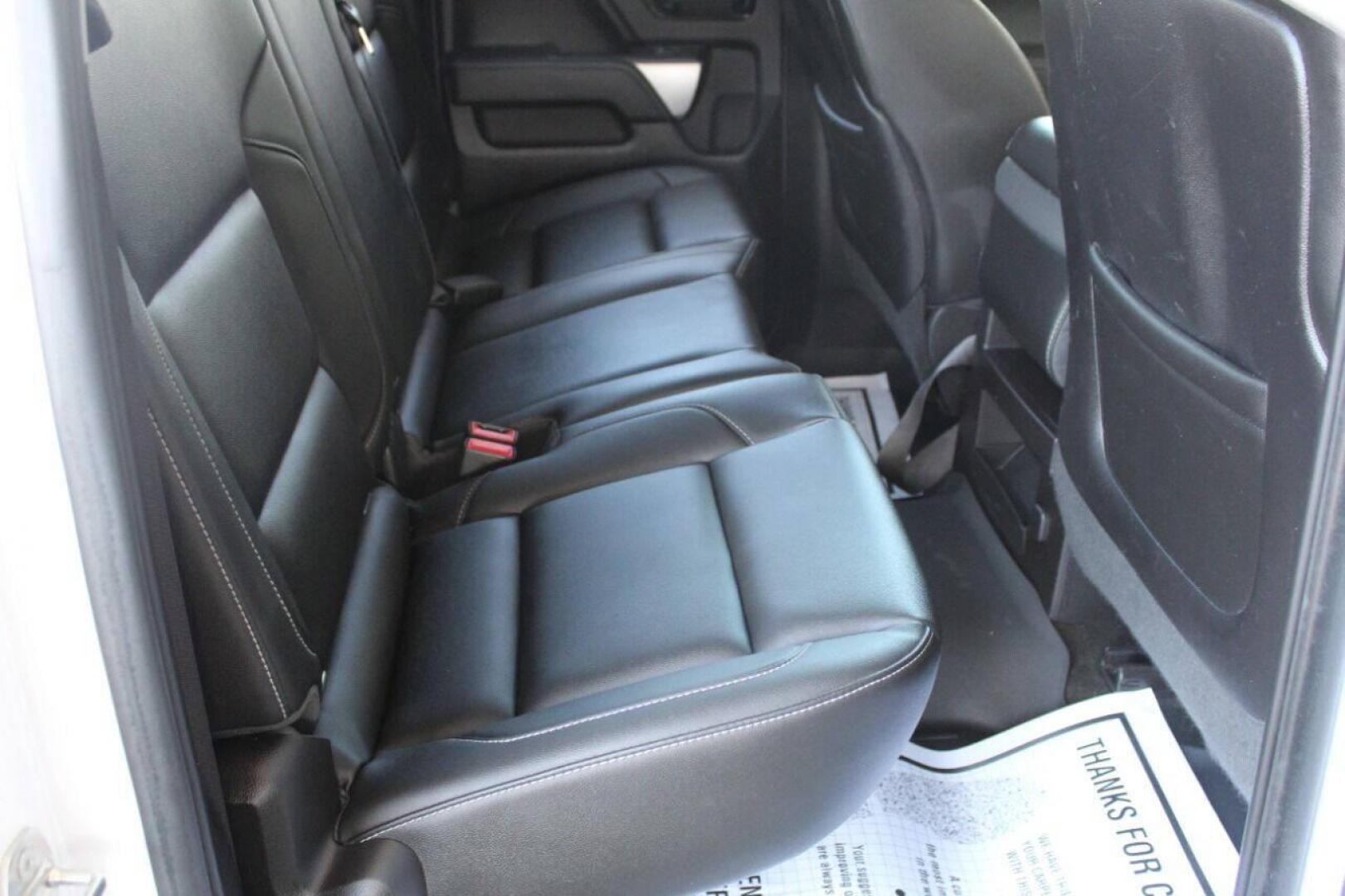 2015 White Chevrolet Silverado 1500 LT Double Cab 2WD (1GCRCREC4FZ) with an 5.3L V8 OHV 16V engine, 6-Speed Automatic transmission, located at 4301 NW 39th , Oklahoma City, OK, 73112, (405) 949-5600, 35.512135, -97.598671 - NO DRIVERS LICENCE NO-FULL COVERAGE INSURANCE-NO CREDIT CHECK. COME ON OVER TO SUPERSPORTS AND TAKE A LOOK AND TEST DRIVE. PLEASE GIVE US A CALL AT (405) 949-5600. NO LICENSIA DE MANEJAR- NO SEGURO DE COBERTURA TOTAL- NO VERIFICACCION DE CREDITO. POR FAVOR VENGAN A SUPERSPORTS, ECHE UN - Photo#20