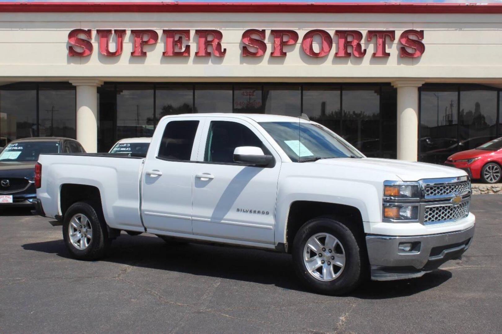 2015 White Chevrolet Silverado 1500 LT Double Cab 2WD (1GCRCREC4FZ) with an 5.3L V8 OHV 16V engine, 6-Speed Automatic transmission, located at 4301 NW 39th , Oklahoma City, OK, 73112, (405) 949-5600, 35.512135, -97.598671 - NO DRIVERS LICENCE NO-FULL COVERAGE INSURANCE-NO CREDIT CHECK. COME ON OVER TO SUPERSPORTS AND TAKE A LOOK AND TEST DRIVE. PLEASE GIVE US A CALL AT (405) 949-5600. NO LICENSIA DE MANEJAR- NO SEGURO DE COBERTURA TOTAL- NO VERIFICACCION DE CREDITO. POR FAVOR VENGAN A SUPERSPORTS, ECHE UN - Photo#1