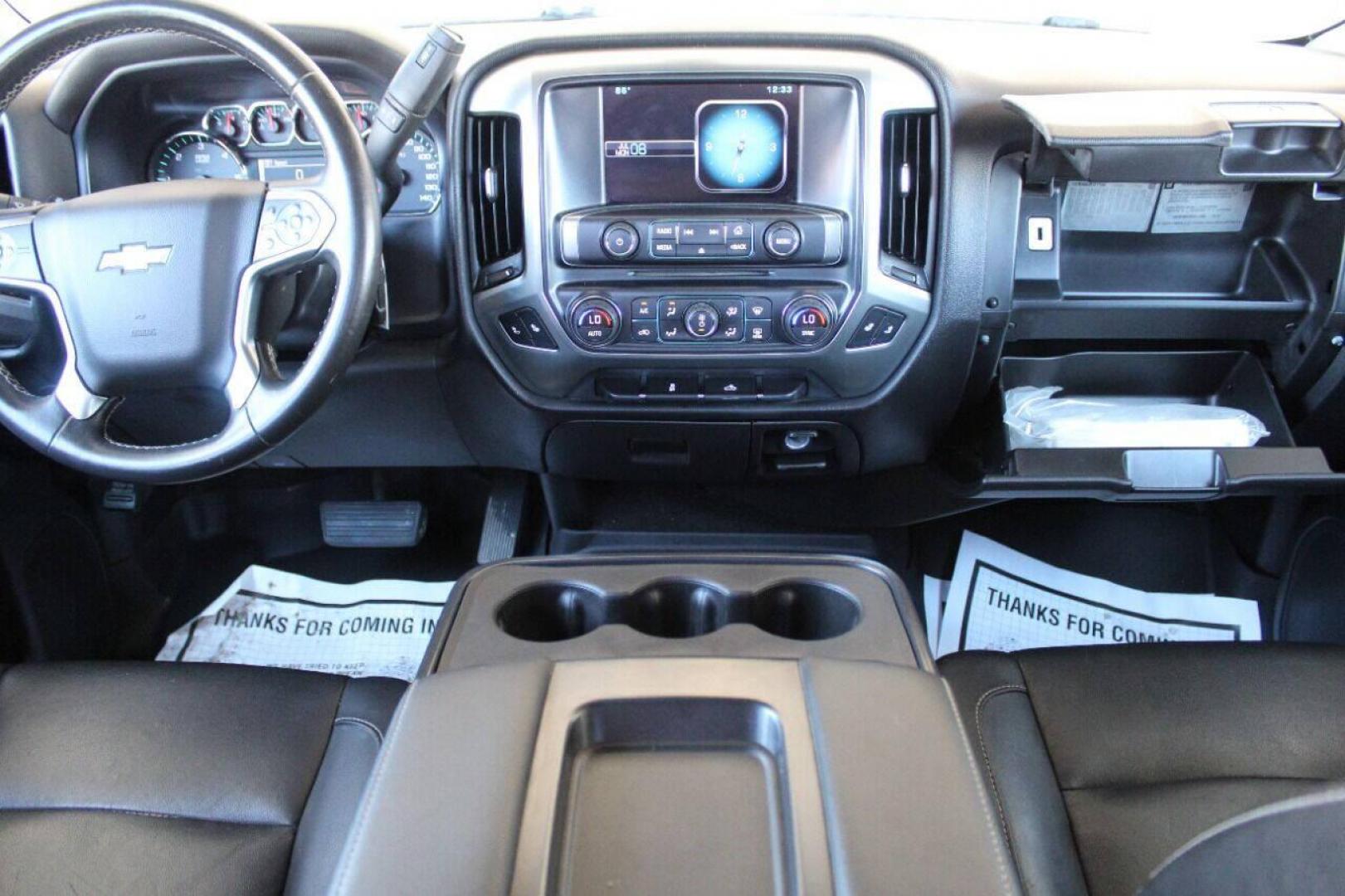 2015 White Chevrolet Silverado 1500 LT Double Cab 2WD (1GCRCREC4FZ) with an 5.3L V8 OHV 16V engine, 6-Speed Automatic transmission, located at 4301 NW 39th , Oklahoma City, OK, 73112, (405) 949-5600, 35.512135, -97.598671 - NO DRIVERS LICENCE NO-FULL COVERAGE INSURANCE-NO CREDIT CHECK. COME ON OVER TO SUPERSPORTS AND TAKE A LOOK AND TEST DRIVE. PLEASE GIVE US A CALL AT (405) 949-5600. NO LICENSIA DE MANEJAR- NO SEGURO DE COBERTURA TOTAL- NO VERIFICACCION DE CREDITO. POR FAVOR VENGAN A SUPERSPORTS, ECHE UN - Photo#26