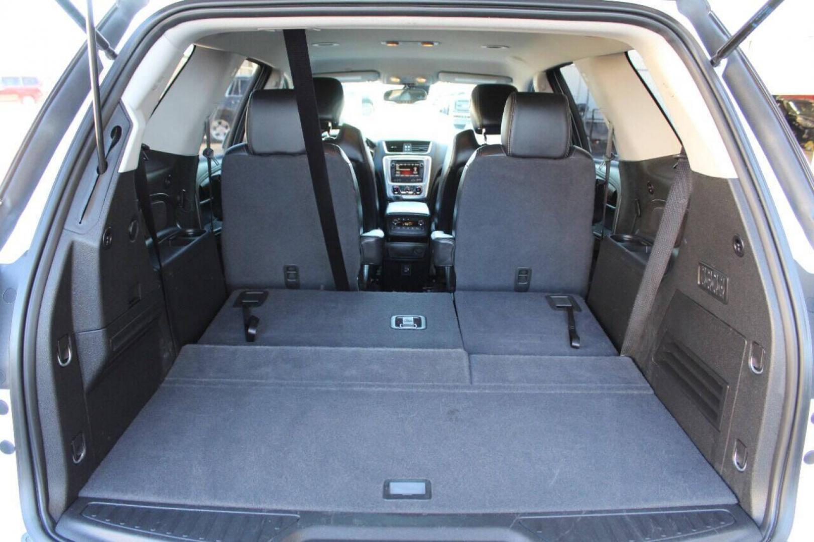 2017 White GMC Acadia Limited SLT-2 FWD (1GKKRSKD8HJ) with an 3.6L V6 3.6L V6 engine, Automatic 6-Speed transmission, located at 4301 NW 39th , Oklahoma City, OK, 73112, (405) 949-5600, 35.512135, -97.598671 - NO DRIVERS LICENCE NO-FULL COVERAGE INSURANCE-NO CREDIT CHECK. COME ON OVER TO SUPERSPORTS AND TAKE A LOOK AND TEST DRIVE PLEASE GIVE US A CALL AT (405) 949-5600. NO LICENSIA DE MANEJAR- NO SEGURO DE COBERTURA TOTAL- NO VERIFICACCION DE CREDITO. POR FAVOR VENGAN A SUPERSPORTS, ECHE UN V - Photo#14