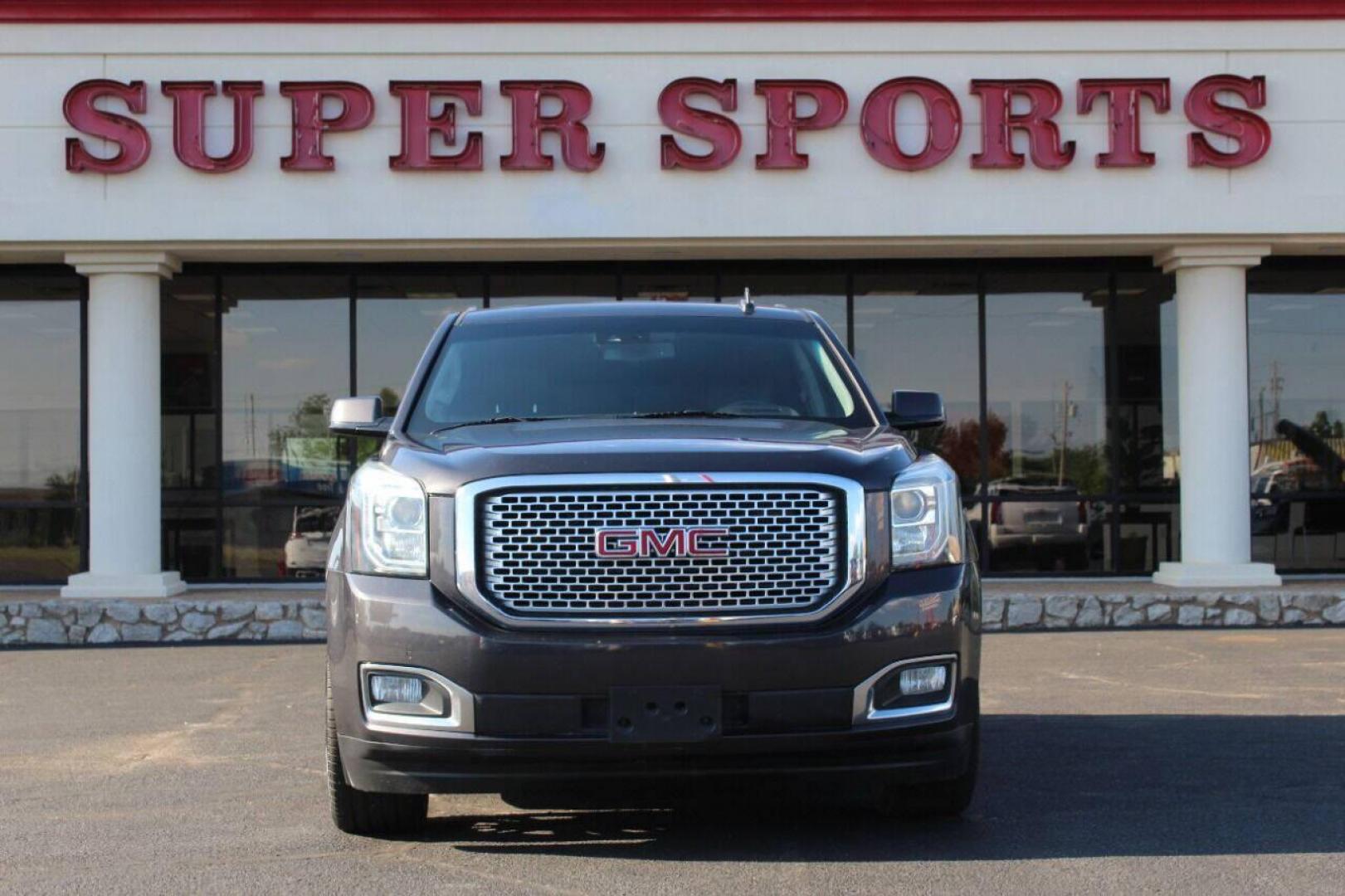 2017 Gray GMC Yukon Denali 4WD (1GKS2CKJ0HR) with an 6.2L V8 OHV 16V engine, 6A transmission, located at 4301 NW 39th , Oklahoma City, OK, 73112, (405) 949-5600, 35.512135, -97.598671 - NO DRIVERS LICENCE NO-FULL COVERAGE INSURANCE-NO CREDIT CHECK. COME ON OVER TO SUPERSPORTS AND TAKE A LOOK AND TEST DRIVE PLEASE GIVE US A CALL AT (405) 949-5600. NO LICENSIA DE MANEJAR- NO SEGURO DE COBERTURA TOTAL- NO VERIFICACCION DE CREDITO. POR FAVOR VENGAN A SUPERSPORTS, - Photo#0