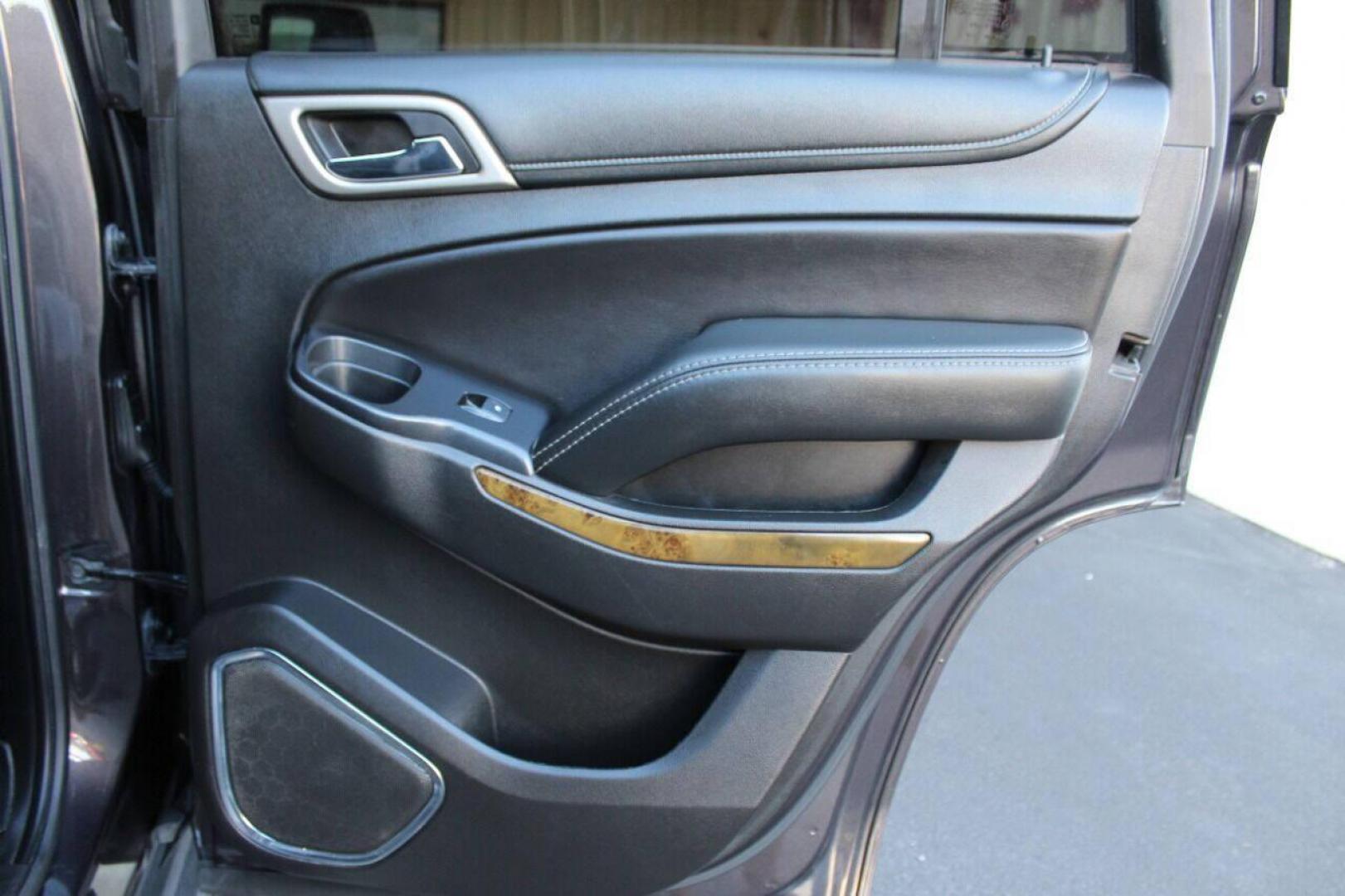 2017 Gray GMC Yukon Denali 4WD (1GKS2CKJ0HR) with an 6.2L V8 OHV 16V engine, 6A transmission, located at 4301 NW 39th , Oklahoma City, OK, 73112, (405) 949-5600, 35.512135, -97.598671 - Photo#11