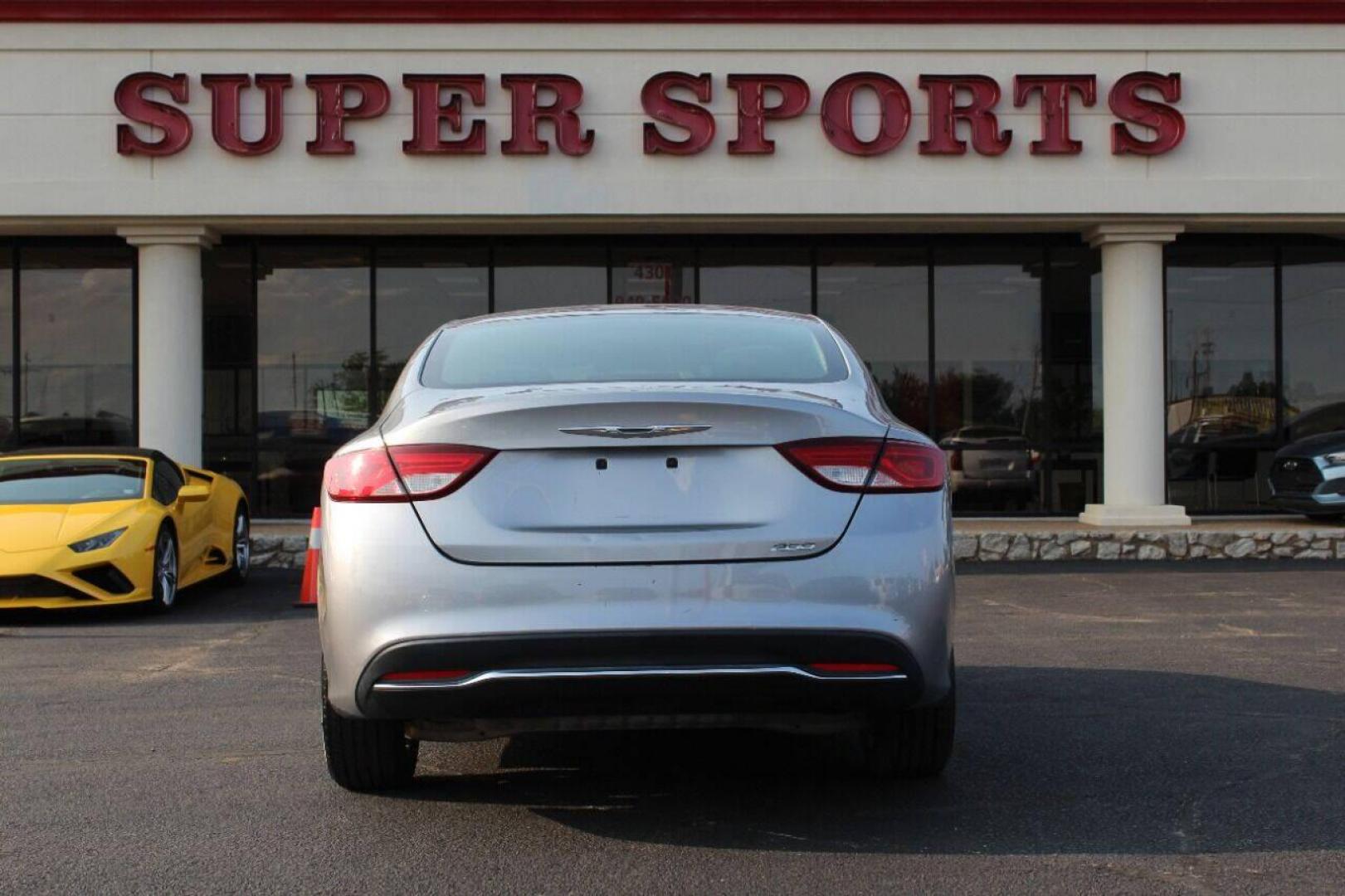 2015 Gray Chrysler 200 Limited (1C3CCCAB4FN) with an 2.4L L4 DOHC 16V engine, 9-Speed Automatic transmission, located at 4301 NW 39th , Oklahoma City, OK, 73112, (405) 949-5600, 35.512135, -97.598671 - NO DRIVERS LICENCE NO-FULL COVERAGE INSURANCE-NO CREDIT CHECK. COME ON OVER TO SUPERSPORTS AND TAKE A LOOK AND TEST DRIVE. PLEASE GIVE US A CALL AT (405) 949-5600. NO LICENSIA DE MANEJAR- NO SEGURO DE COBERTURA TOTAL- NO VERIFICACCION DE CREDITO. POR FAVOR VENGAN A SUPERSPORTS, ECHE UN - Photo#21