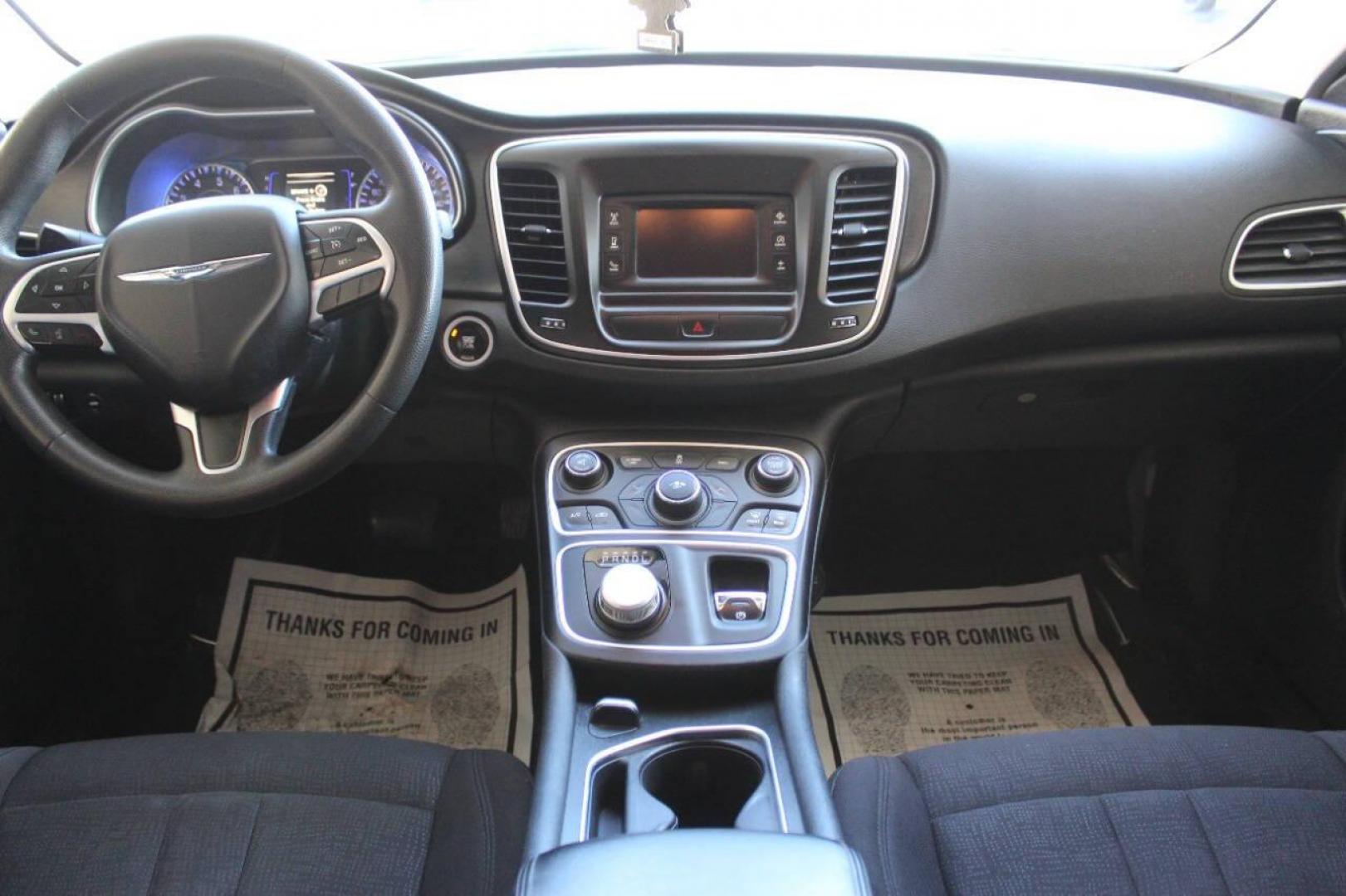 2015 Gray Chrysler 200 Limited (1C3CCCAB4FN) with an 2.4L L4 DOHC 16V engine, 9-Speed Automatic transmission, located at 4301 NW 39th , Oklahoma City, OK, 73112, (405) 949-5600, 35.512135, -97.598671 - NO DRIVERS LICENCE NO-FULL COVERAGE INSURANCE-NO CREDIT CHECK. COME ON OVER TO SUPERSPORTS AND TAKE A LOOK AND TEST DRIVE. PLEASE GIVE US A CALL AT (405) 949-5600. NO LICENSIA DE MANEJAR- NO SEGURO DE COBERTURA TOTAL- NO VERIFICACCION DE CREDITO. POR FAVOR VENGAN A SUPERSPORTS, ECHE UN - Photo#17