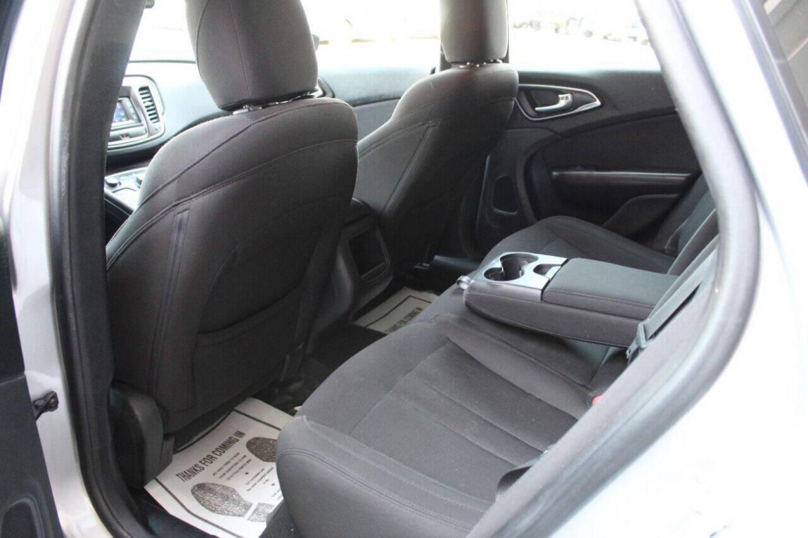 2015 Gray Chrysler 200 Limited (1C3CCCAB4FN) with an 2.4L L4 DOHC 16V engine, 9-Speed Automatic transmission, located at 4301 NW 39th , Oklahoma City, OK, 73112, (405) 949-5600, 35.512135, -97.598671 - NO DRIVERS LICENCE NO-FULL COVERAGE INSURANCE-NO CREDIT CHECK. COME ON OVER TO SUPERSPORTS AND TAKE A LOOK AND TEST DRIVE. PLEASE GIVE US A CALL AT (405) 949-5600. NO LICENSIA DE MANEJAR- NO SEGURO DE COBERTURA TOTAL- NO VERIFICACCION DE CREDITO. POR FAVOR VENGAN A SUPERSPORTS, ECHE UN - Photo#29