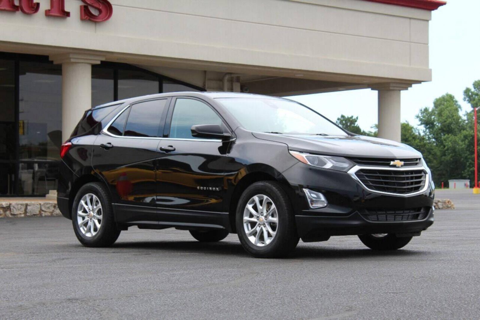 2020 Black Chevrolet Equinox LT 1.5 2WD (2GNAXKEV6L6) with an 1.5L L4 DIR DOHC 16V TURBO engine, 6A transmission, located at 4301 NW 39th , Oklahoma City, OK, 73112, (405) 949-5600, 35.512135, -97.598671 - Photo#0