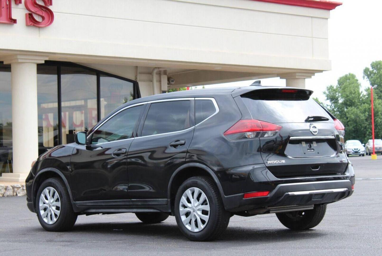 2018 Black Nissan Rogue S AWD (KNMAT2MV1JP) with an 2.5L L4 DOHC 16V engine, CVT transmission, located at 4301 NW 39th , Oklahoma City, OK, 73112, (405) 949-5600, 35.512135, -97.598671 - NO DRIVERS LICENCE NO-FULL COVERAGE INSURANCE-NO CREDIT CHECK. COME ON OVER TO SUPERSPORTS AND TAKE A LOOK AND TEST DRIVE. PLEASE GIVE US A CALL AT (405) 949-5600. NO LICENSIA DE MANEJAR- NO SEGURO DE COBERTURA TOTAL- NO VERIFICACCION DE CREDITO. POR FAVOR VENGAN A SUPERSPORTS, ECHE UN - Photo#5