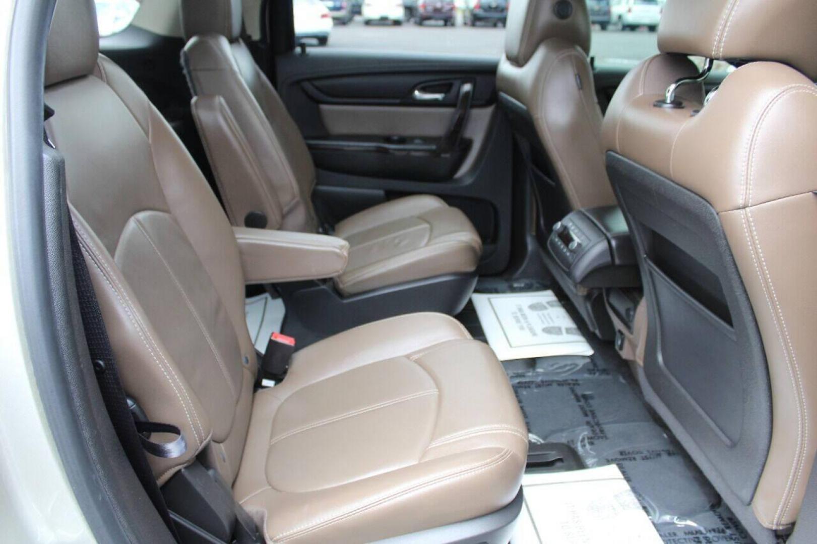 2017 Tan GMC Acadia SLT-2 FWD (1GKKRSKD8HJ) with an 3.6L V6 DOHC 24V engine, 6A transmission, located at 4301 NW 39th , Oklahoma City, OK, 73112, (405) 949-5600, 35.512135, -97.598671 - NO DRIVERS LICENCE NO - FULL COVERAGE INSURANCE - NO CREDIT CHECK. COME ON OVER TO SUPERSPORTS AND TAKE A LOOK AND TEST DRIVE . PLEASE GIVE US A CALL AT (405) 949-5600. NO LICENCIA DE MANEJAR - NO SEGURO DE COBERTURA TOTAL - NO VERIFICACION DE CREDITO. POR FAVOR VENGAN A SUPERSPORTS, EC - Photo#11