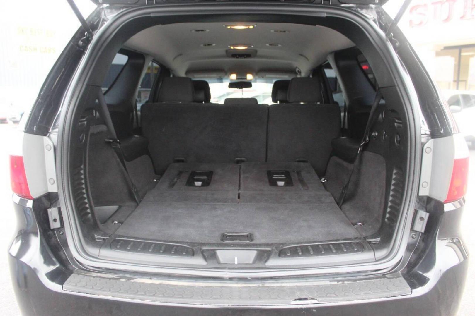 2013 Black Dodge Durango SXT RWD (1C4RDHAG7DC) with an 3.6L V6 DOHC 24V engine, 5-Speed Automatic transmission, located at 4301 NW 39th , Oklahoma City, OK, 73112, (405) 949-5600, 35.512135, -97.598671 - NO DRIVERS LICENCE NO-FULL COVERAGE INSURANCE-NO CREDIT CHECK. COME ON OVER TO SUPERSPORTS AND TAKE A LOOK AND TEST DRIVE PLEASE GIVE US A CALL AT (405) 949-5600. NO LICENSIA DE MANEJAR- NO SEGURO DE COBERTURA TOTAL- NO VERIFICACCION DE CREDITO. POR FAVOR VENGAN A SUPERSPORTS, E - Photo#11