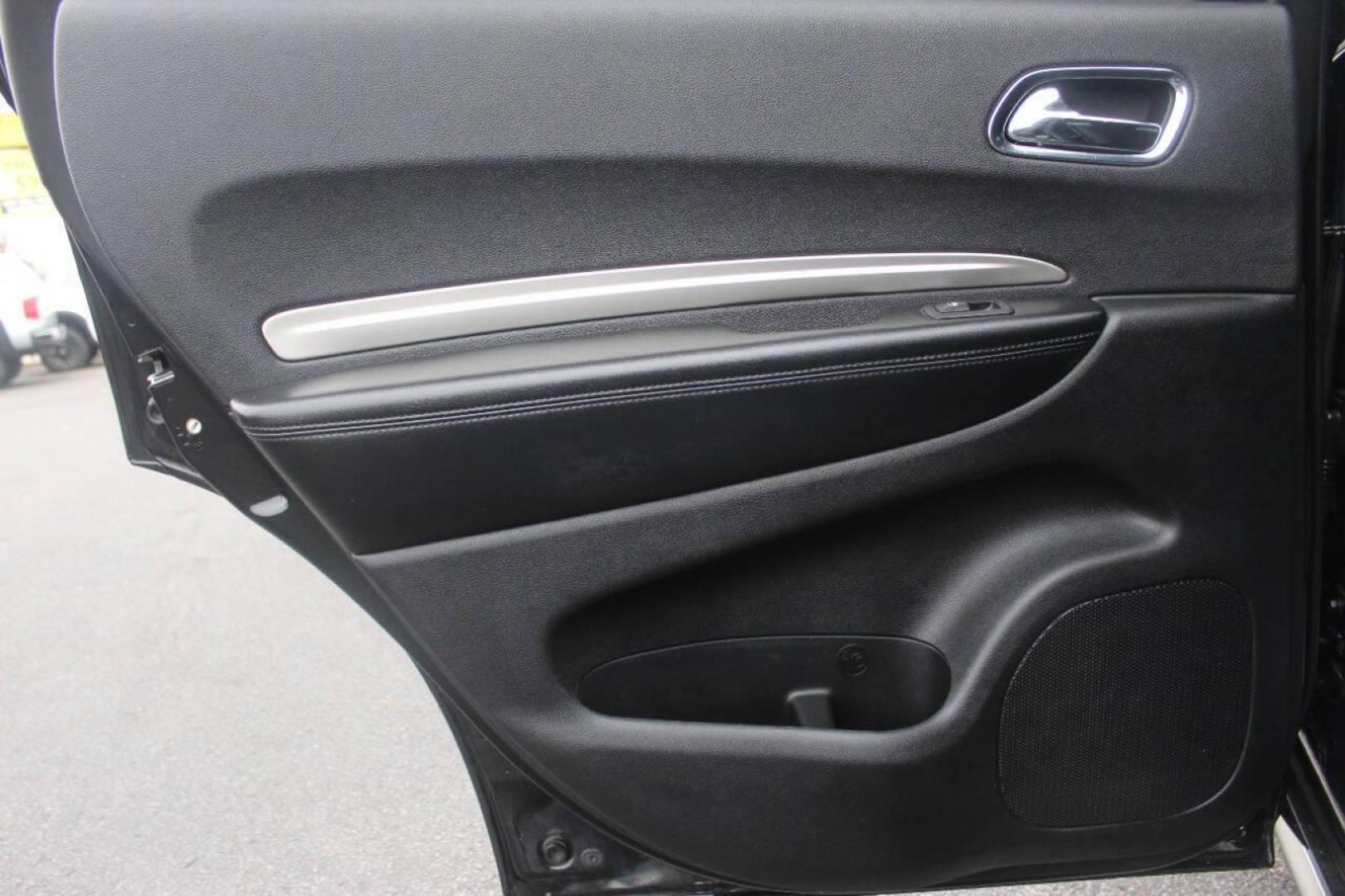 2013 Black Dodge Durango SXT RWD (1C4RDHAG7DC) with an 3.6L V6 DOHC 24V engine, 5-Speed Automatic transmission, located at 4301 NW 39th , Oklahoma City, OK, 73112, (405) 949-5600, 35.512135, -97.598671 - NO DRIVERS LICENCE NO-FULL COVERAGE INSURANCE-NO CREDIT CHECK. COME ON OVER TO SUPERSPORTS AND TAKE A LOOK AND TEST DRIVE PLEASE GIVE US A CALL AT (405) 949-5600. NO LICENSIA DE MANEJAR- NO SEGURO DE COBERTURA TOTAL- NO VERIFICACCION DE CREDITO. POR FAVOR VENGAN A SUPERSPORTS, E - Photo#14