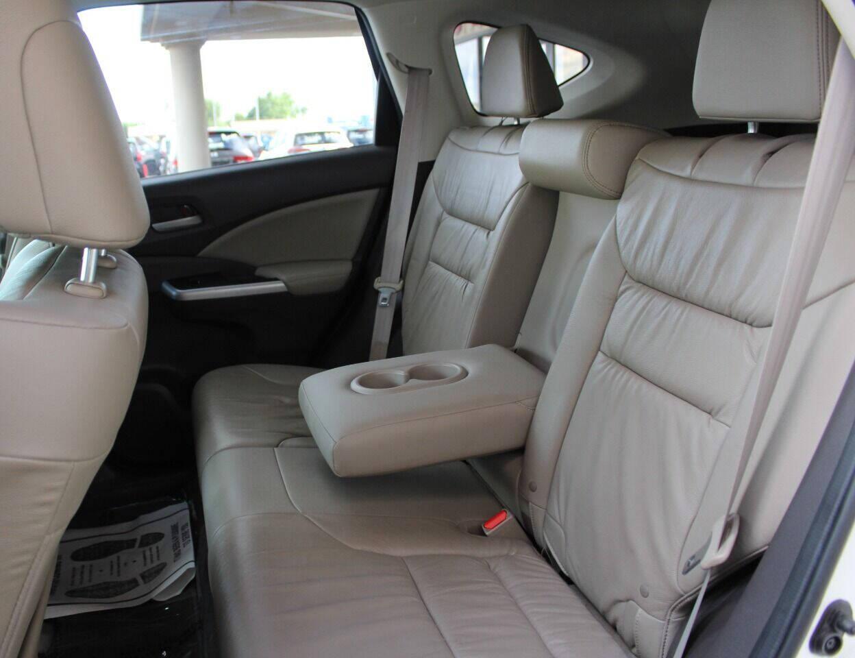 2014 Off White Honda CR-V EX-L 2WD 5-Speed AT (5J6RM3H7XEL) with an 2.4L L4 DOHC 16V engine, 5-Speed Automatic transmission, located at 4301 NW 39th , Oklahoma City, OK, 73112, (405) 949-5600, 35.512135, -97.598671 - NO DRIVERS LICENCE -NO FULL COVERAGE INSURANCE - NO CREDIT CHECK. COME ON OVER TO SUPERSPORTS, TAKE A LOOK AND TEST DRIVE. PLEASE GIVE US A CALL AT (405) 949-5600. NO LICENCIA DE CONDUCIR - NO SEGURO DE COBERTURA TOTAL - NO VERIFICACION DE CREDITO. VISITENOS EN SUPERSPORTS, MIRE NUESTRO - Photo#14