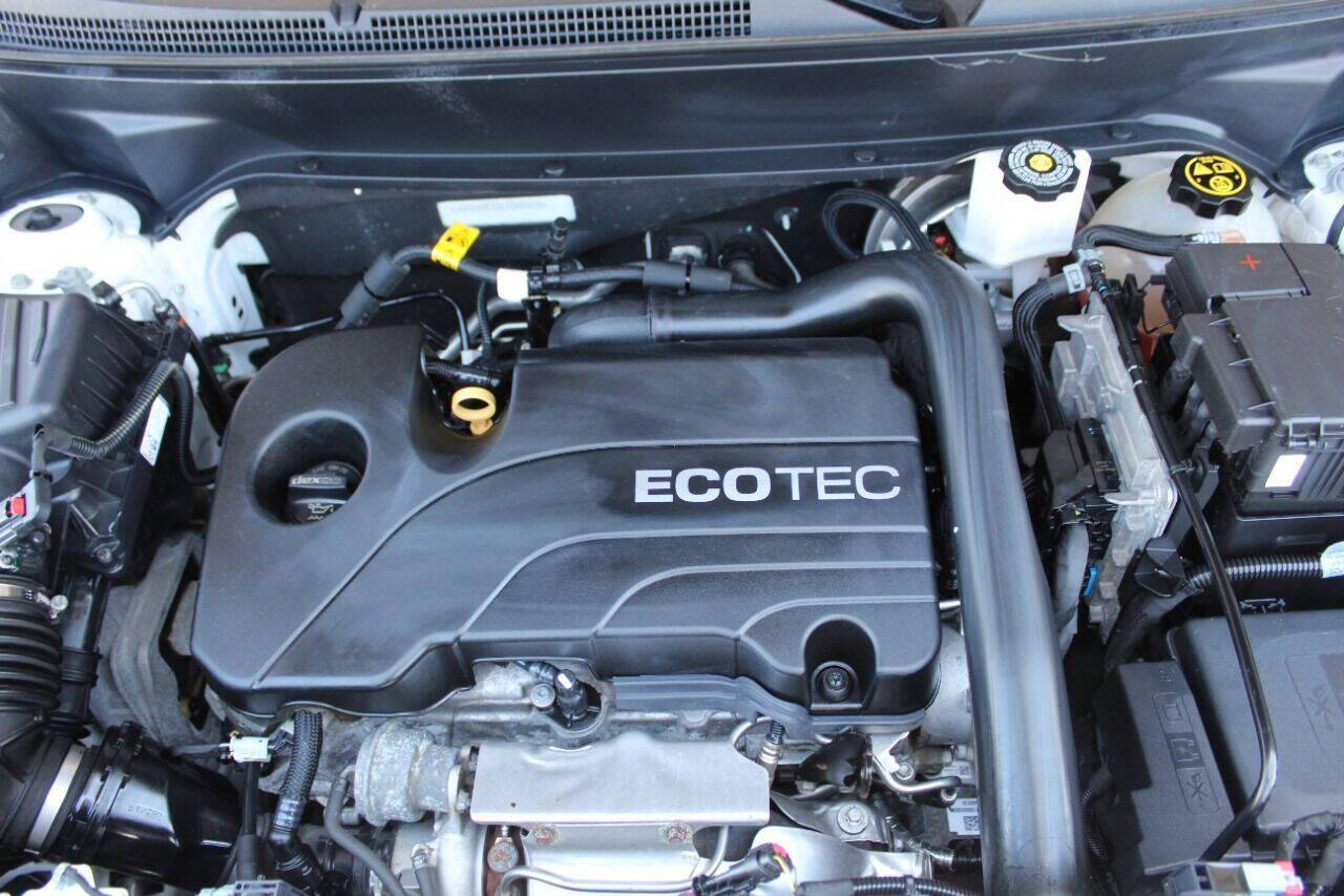 2020 White Chevrolet Equinox LT AWD (3GNAXUEVXLS) with an 1.5L L4 DOHC 16V TURBO engine, 6A transmission, located at 4301 NW 39th , Oklahoma City, OK, 73112, (405) 949-5600, 35.512135, -97.598671 - NO DRIVERS LICENCE -NO FULL COVERAGE INSURANCE - NO CREDIT CHECK. COME ON OVER TO SUPERSPORTS, TAKE A LOOK AND TEST DRIVE. PLEASE GIVE US A CALL AT (405) 949-5600. NO LICENCIA DE CONDUCIR - NO SEGURO DE COBERTURA TOTAL - NO VERIFICACION DE CREDITO. VISITENOS EN SUPERSPORTS, MIRE NUESTRO NUEVO I - Photo#7